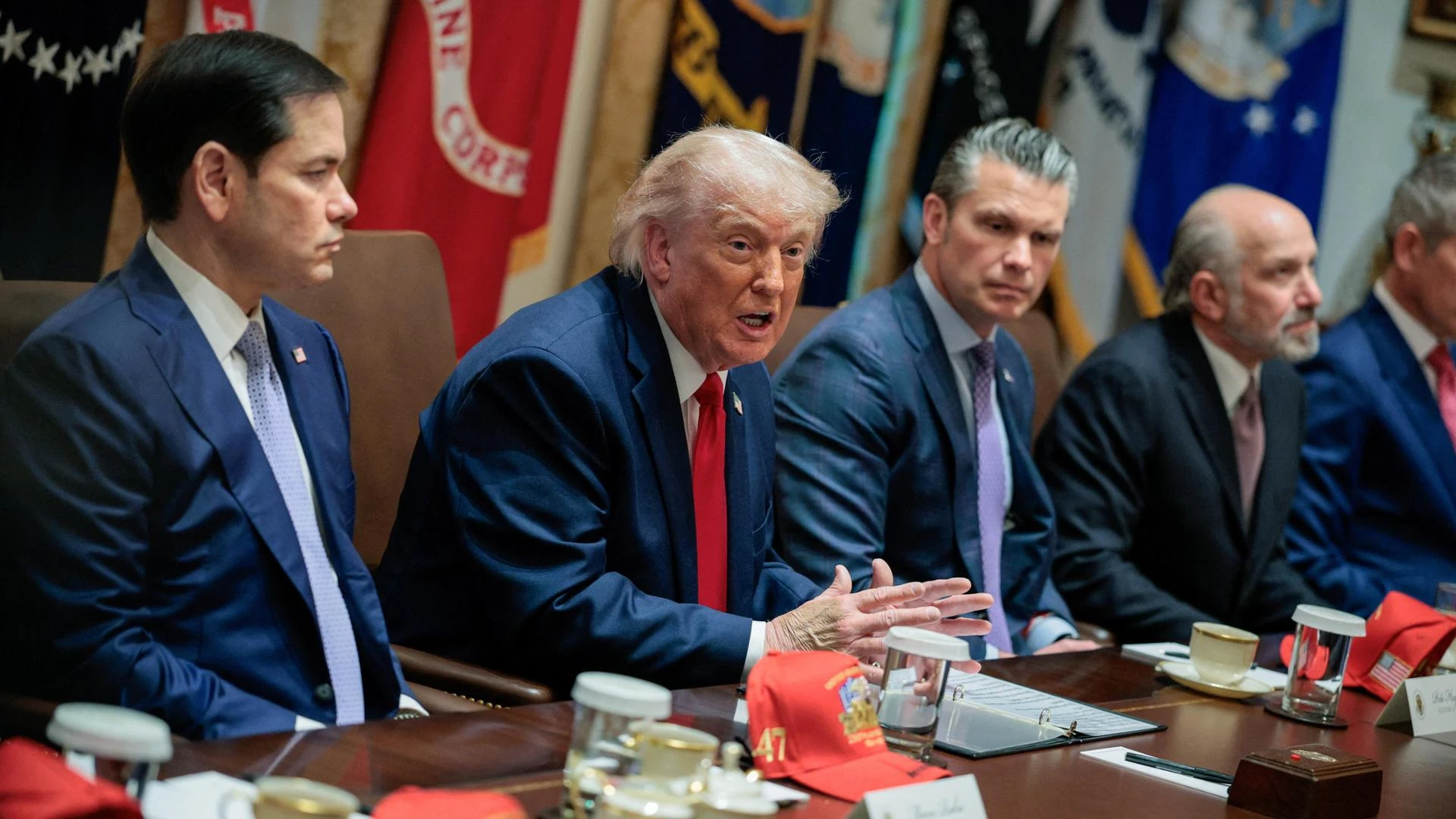Trump riunisce la Situation Room, ma non decide sull'Iran
