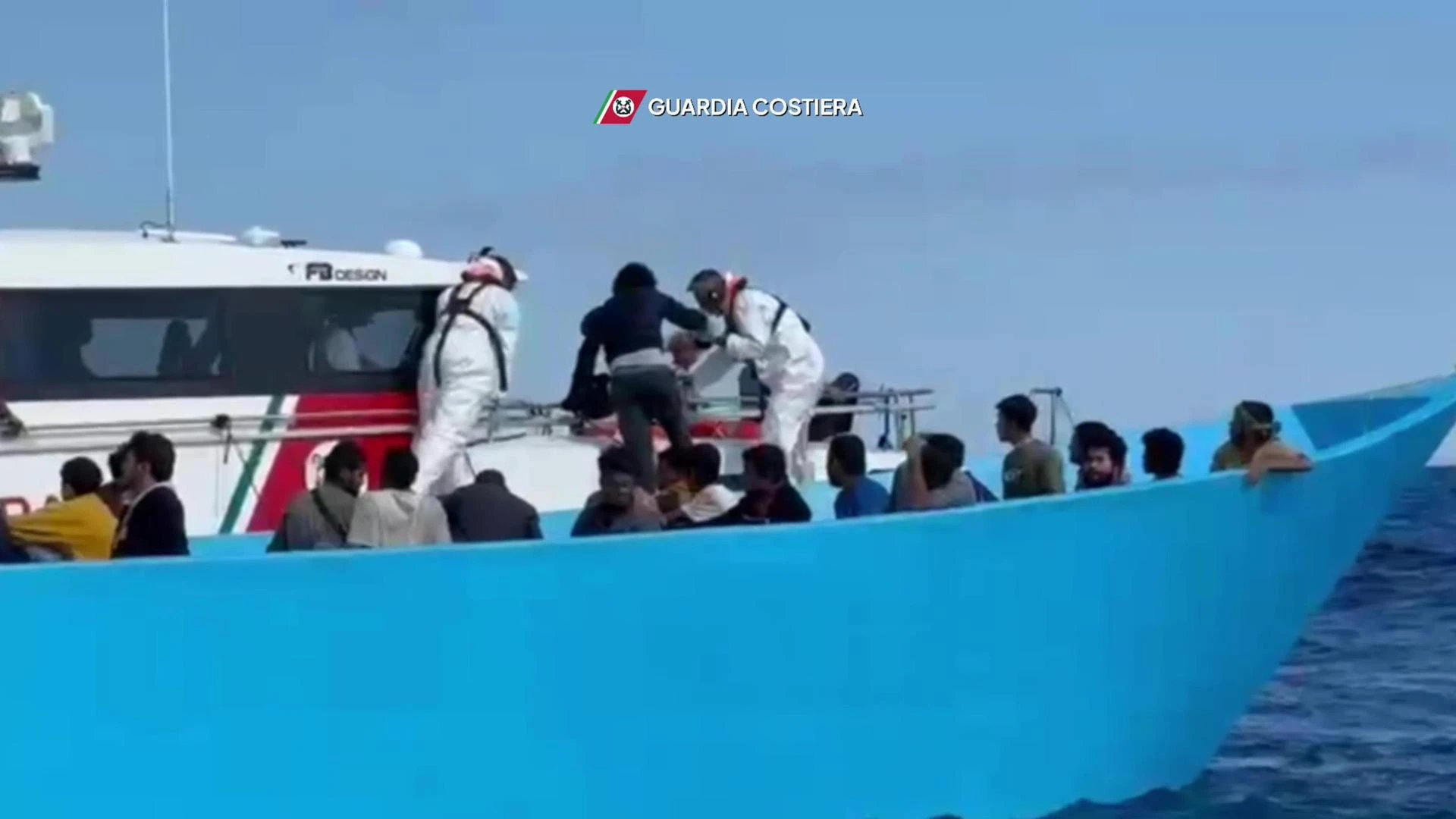Vacanze e borse di Prada con i soldi per i migranti: bufera alla prefettura di Benevento