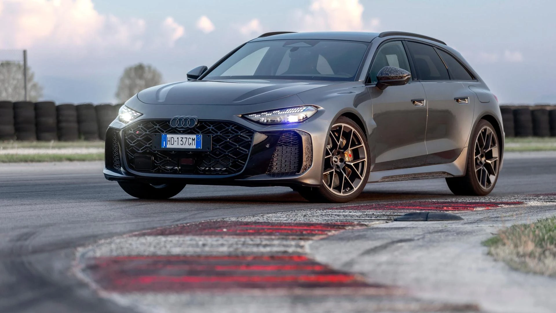 Audi RS 5, arriva la “granturismo da pista”