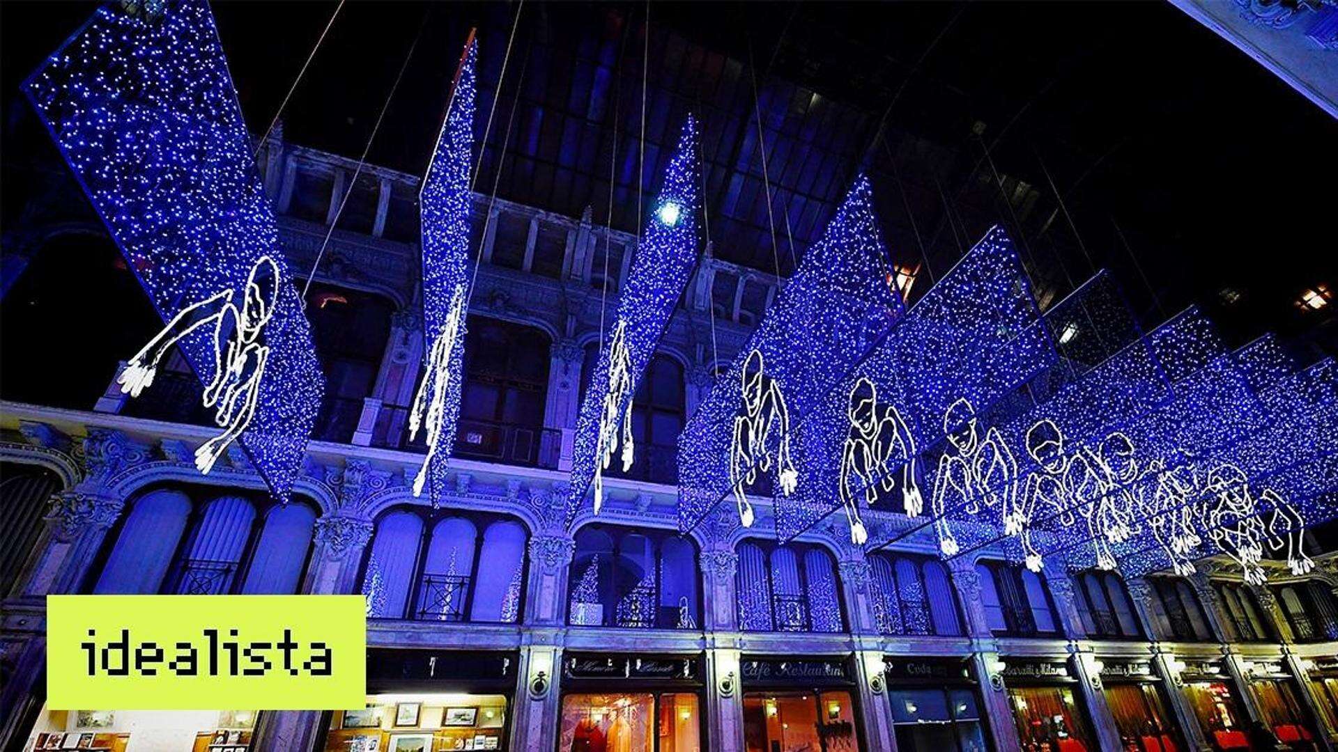 Luci d’Artista 2024 a Torino: la città si illumina per Natale con opere d’arte