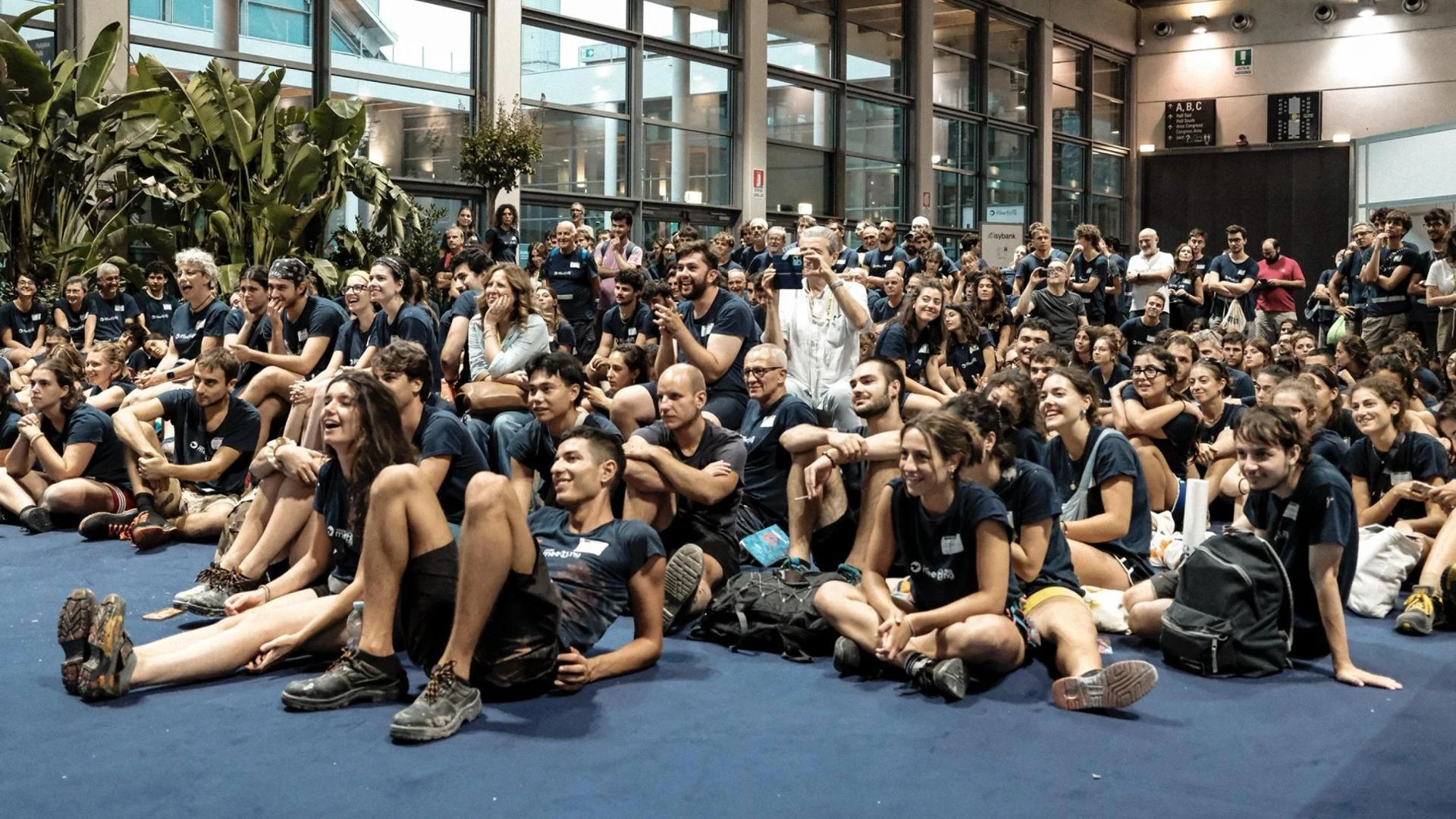 Via al meeting di Rimini: apre Draghi, chiude Meloni