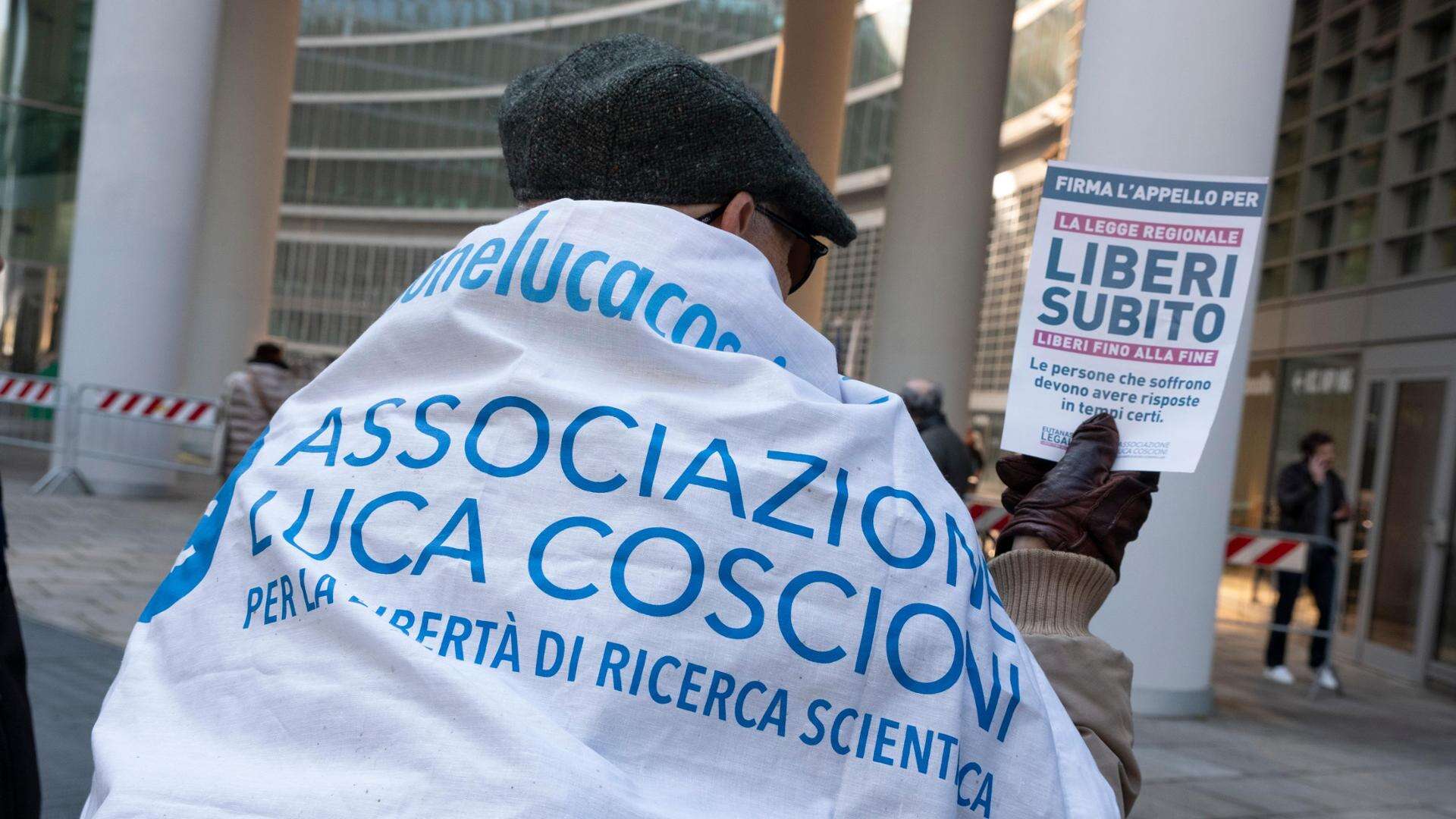 Fine vita, paziente umbra ottiene il via al suicidio assistito. Laura Santi: “Ora sono libera di scegliere”