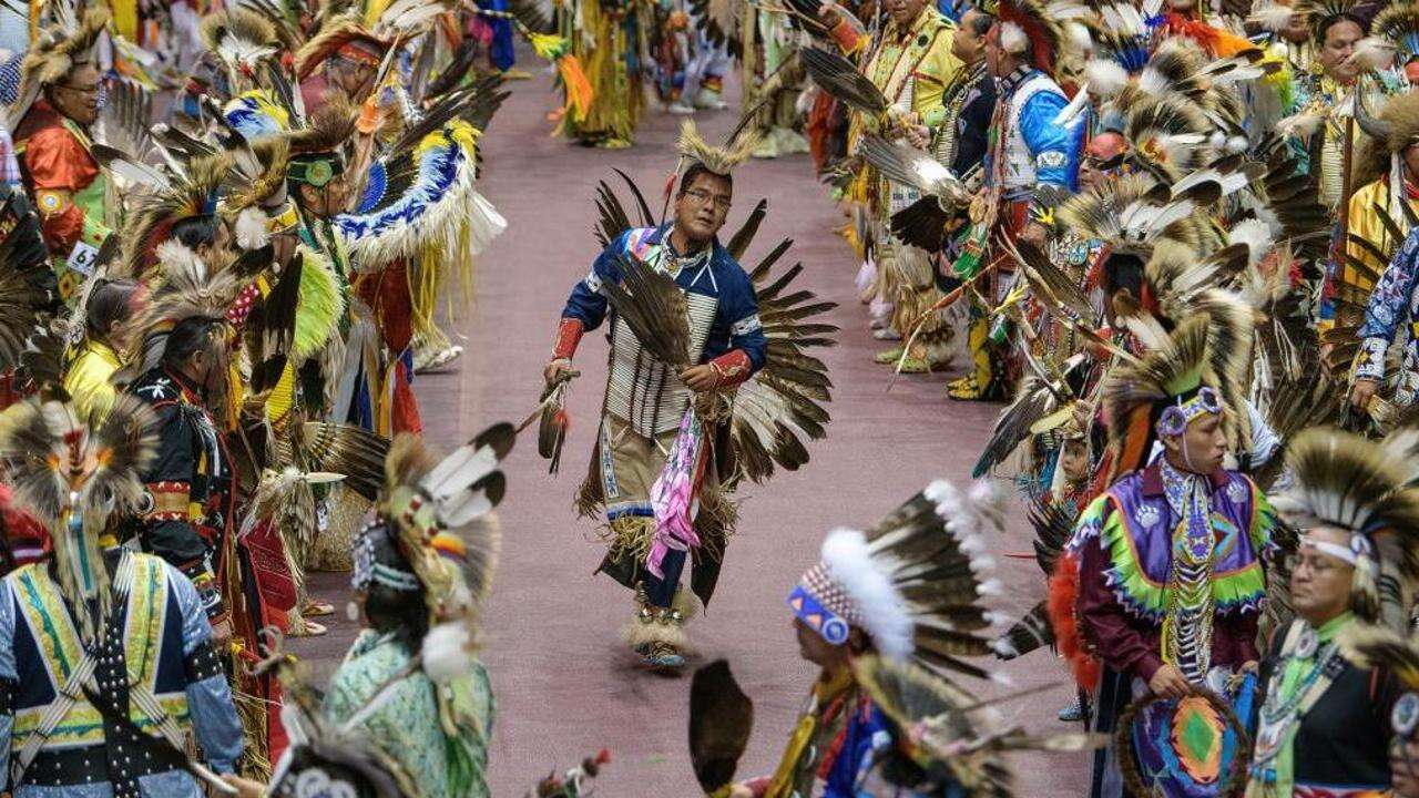 Pow wow dei nativi e rodei dei cowboys: il West americano fuori dai luoghi comuni e dentro alle tradizioni