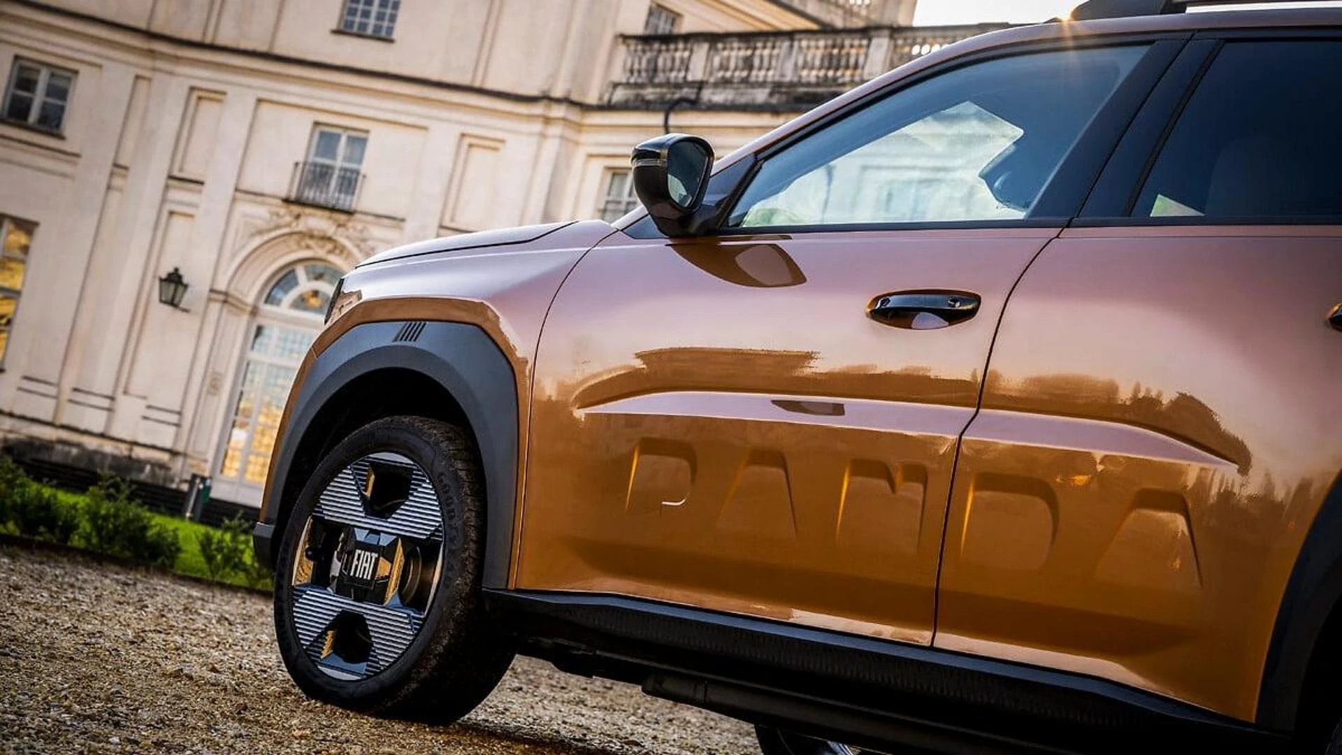 TotalEnergies e Stellantis rinnovano la partnership storica su oli motore e lubrificanti in Europa