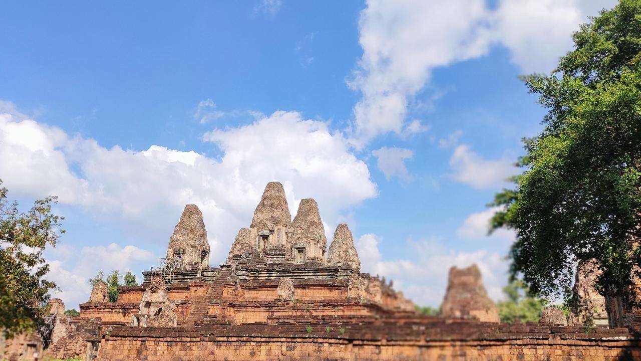 Nel cuore della Cambogia: Angkor Wat e i templi nella giungla, i villaggi nomadi dei fiumi e la foresta dei Cardamomi