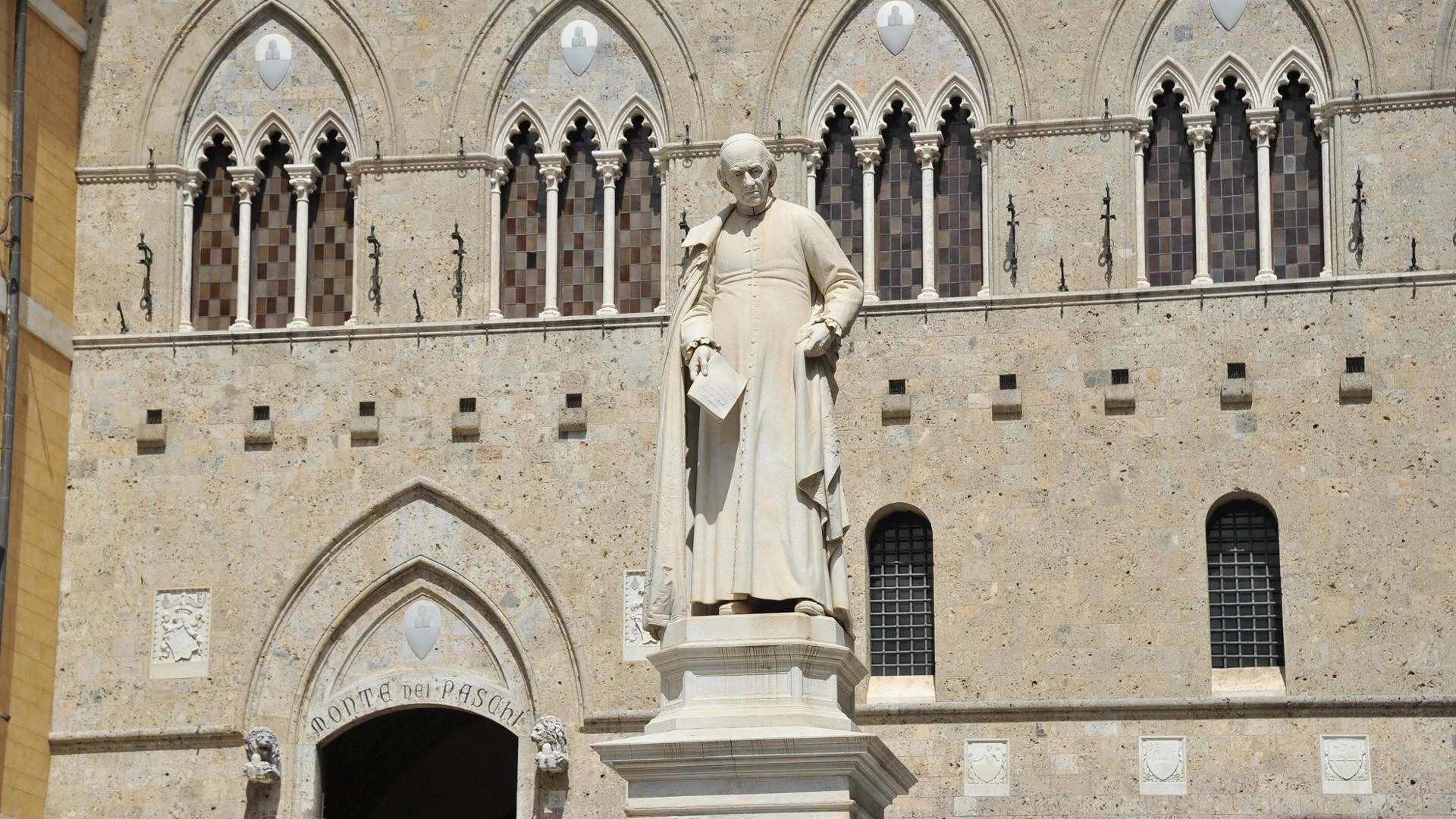 Montepaschi, arriva l’ok alla scalata su Mediobanca: ecco i paletti della Bce