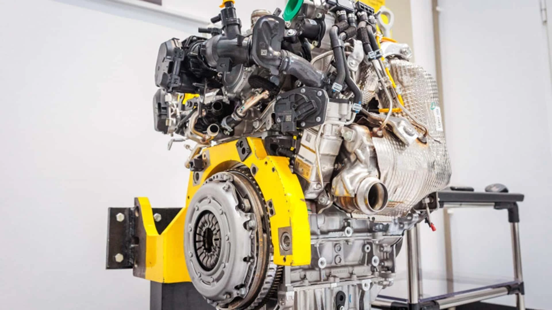 Renault Geely, inizia la produzione del primo motore bifuel GPL a iniezione