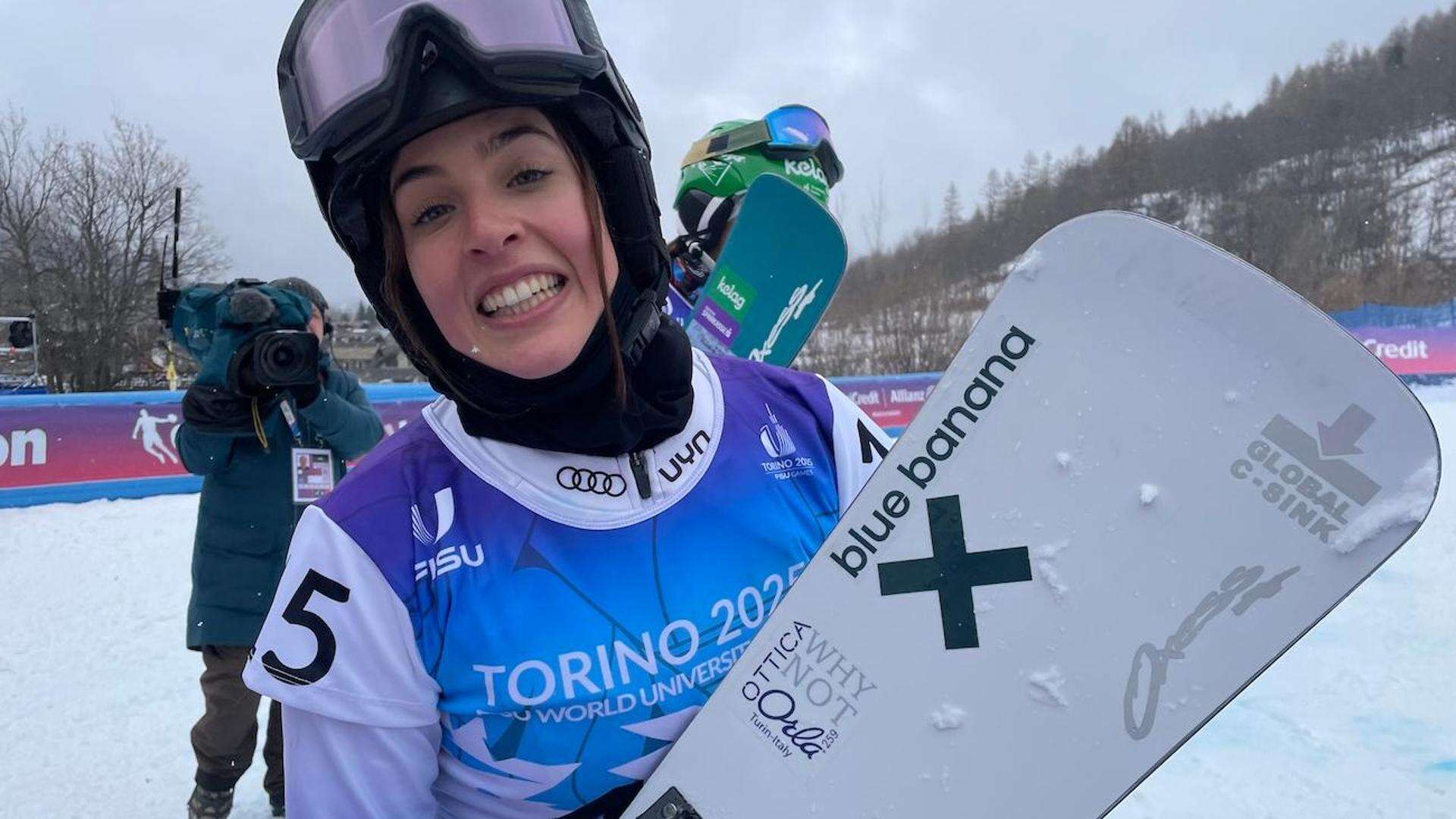 “Dedico la vittoria a Matilde Lorenzi”, due ori e due argenti all’Italia nella giornata finale di Universiadi a Bardonecchia