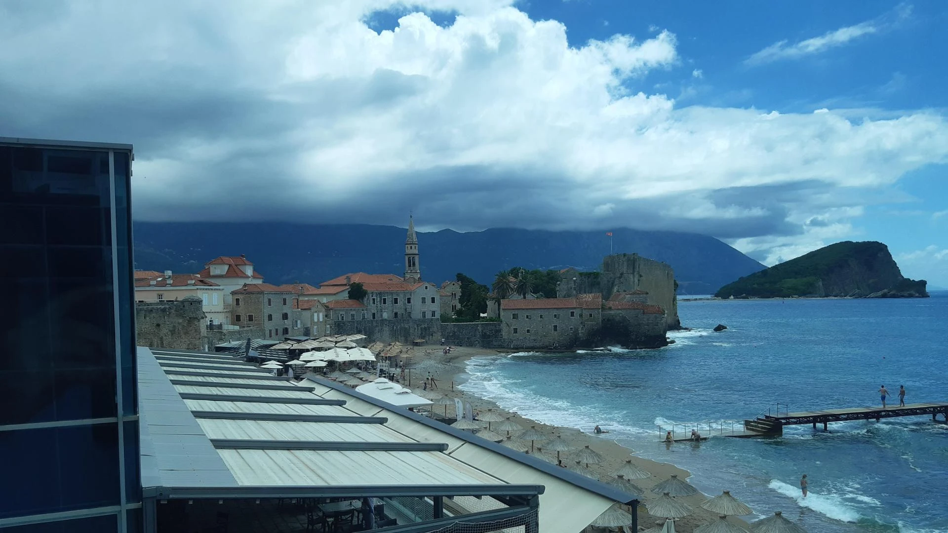 Montenegro, dove il mare e le montagne si abbracciano