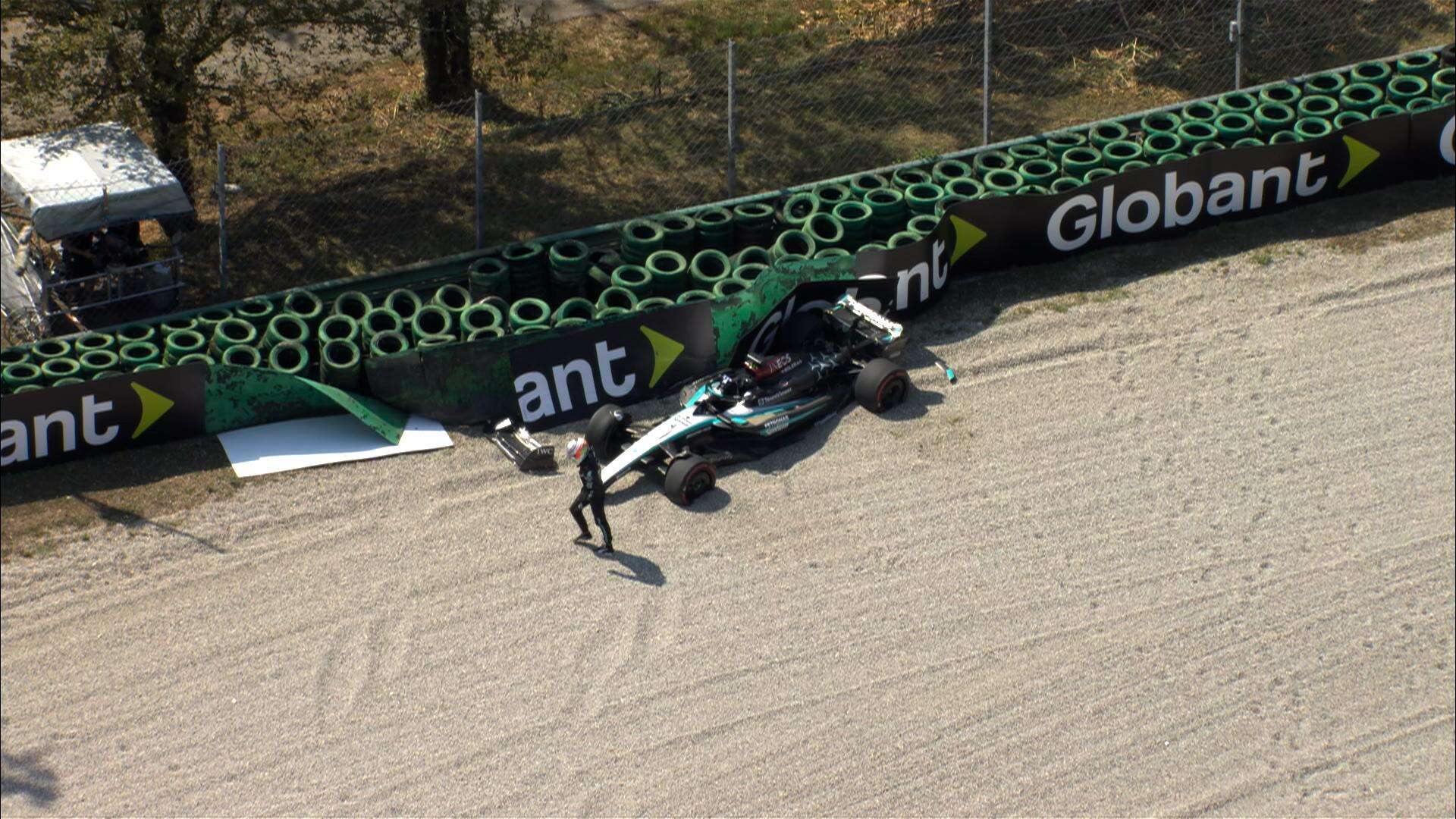 F1 a Monza, Antonelli esce di pista alla parabolica: “Mi dispiace”