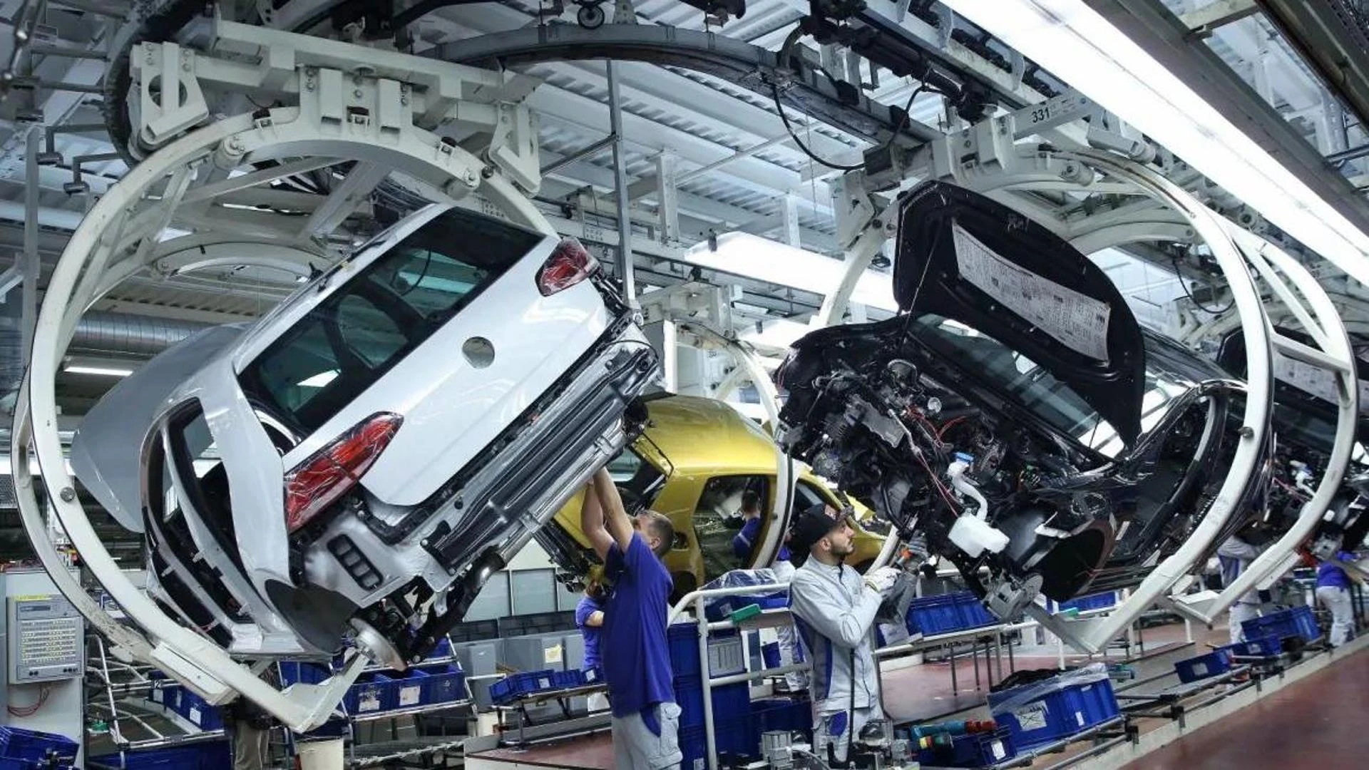 Crisi auto: -51mila posti in Germania in un anno e -112mila da 2019