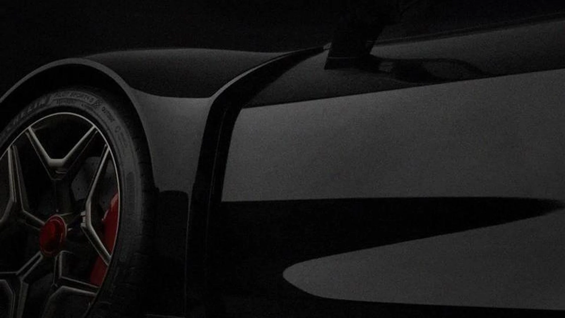 JAS Motorsport e Pininfarina, la supercar va su strada