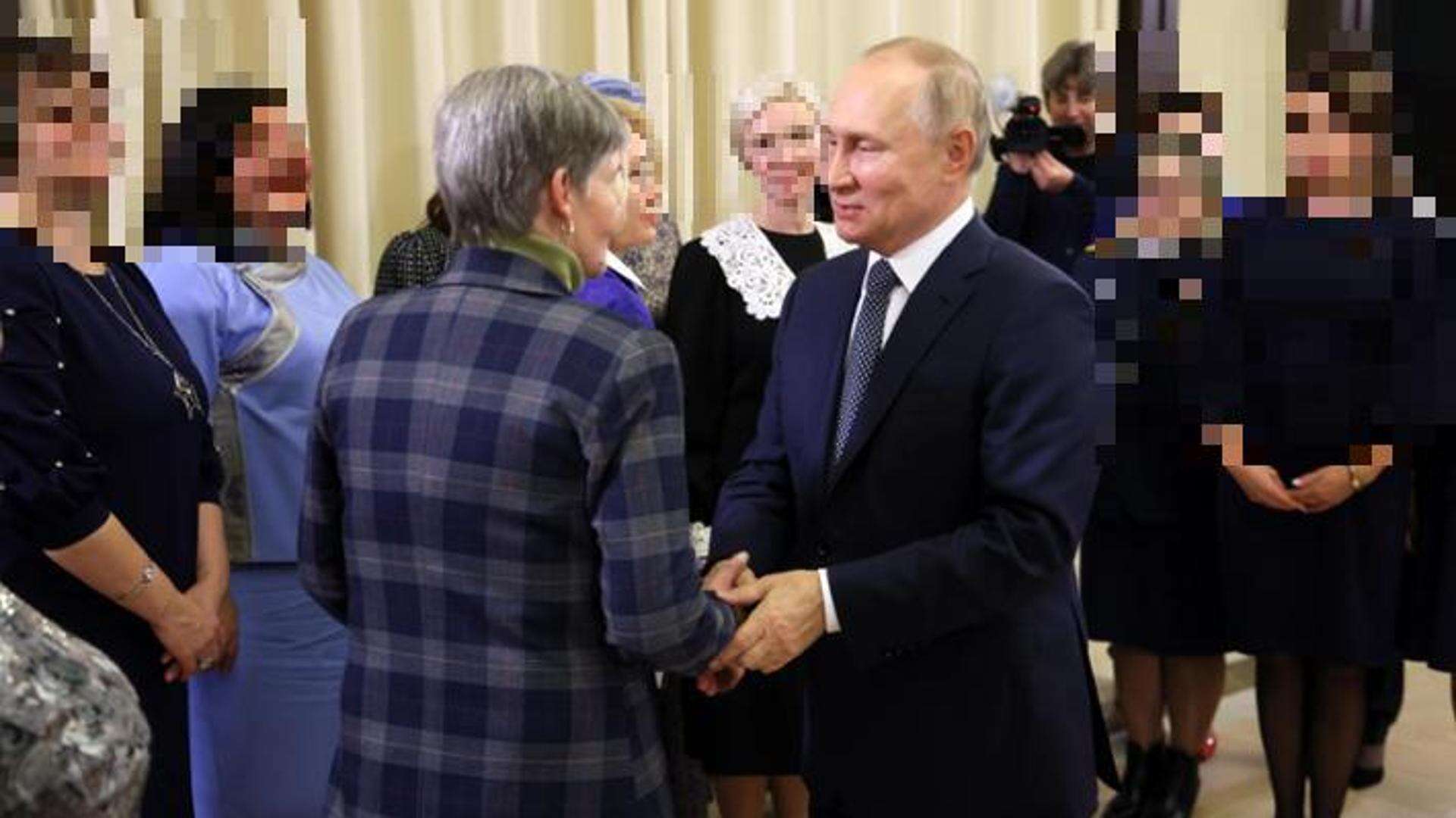 Il governo di Putin manda tritacarne in regalo alle mamme dei soldati uccisi: bufera sul partito