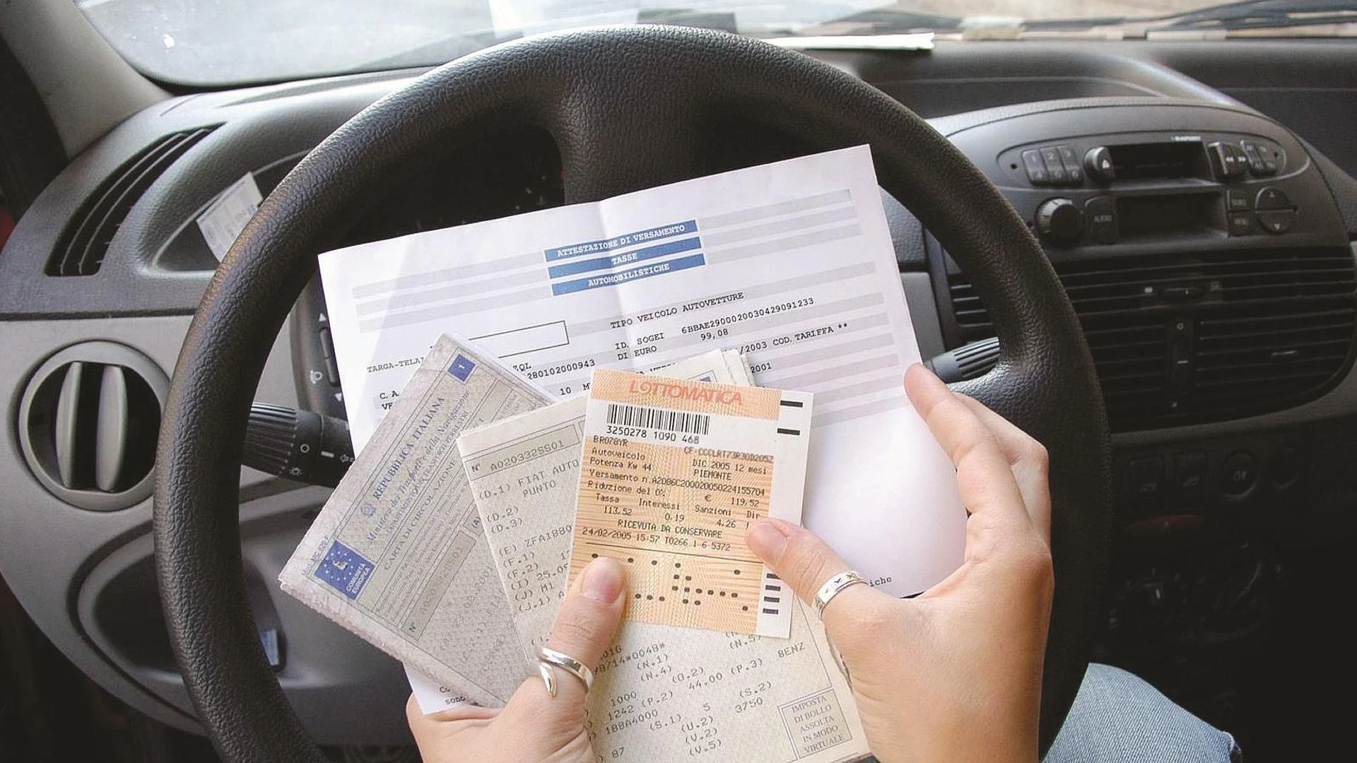 Bollo auto: ora si può pagare anche con domiciliazione bancaria