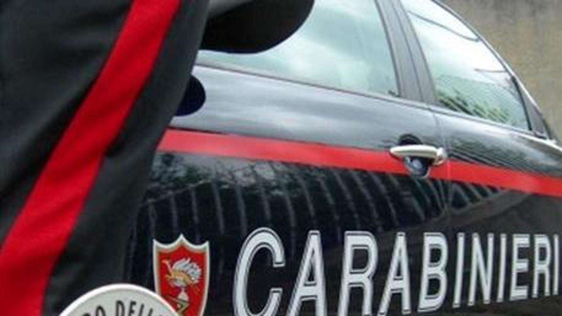 Uccide la cognata e ferisce la nipote per una lite condominiale, arrestato 62enne