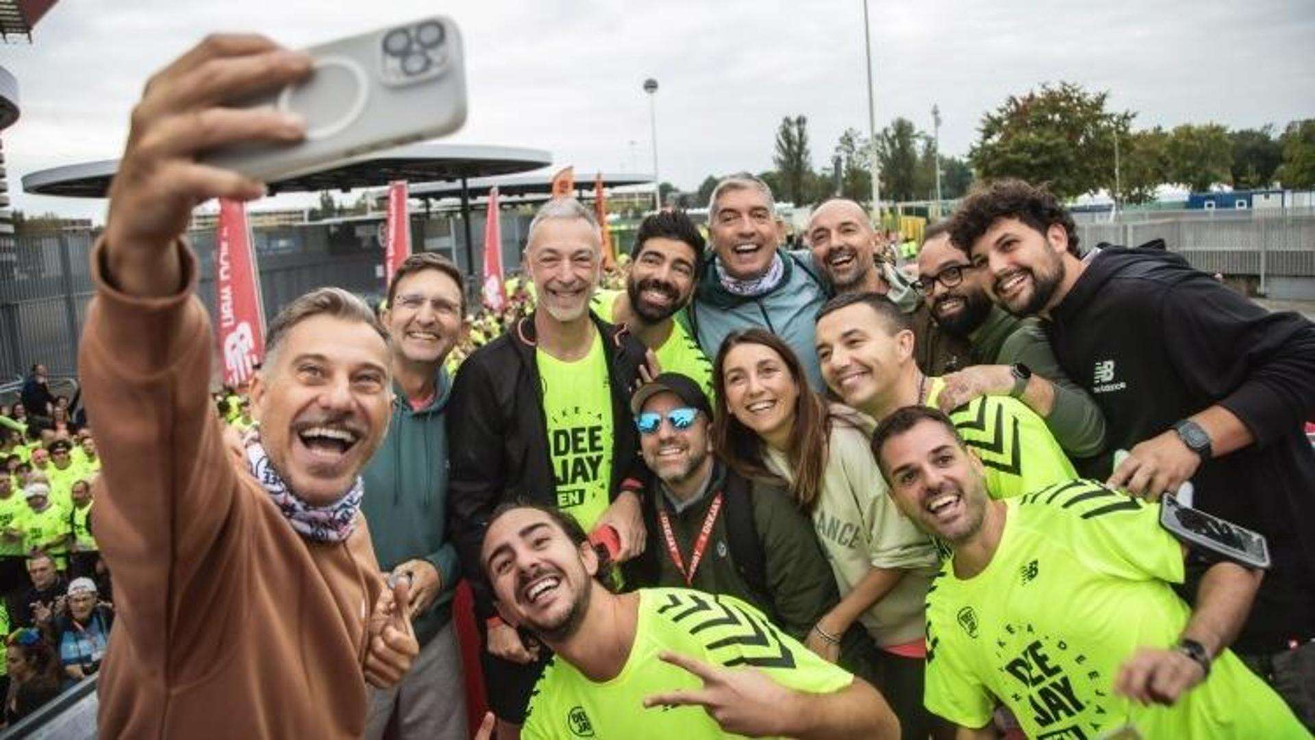 Deejay Ten Milano 2024: la carica dei 25mila runners capitanati da Linus