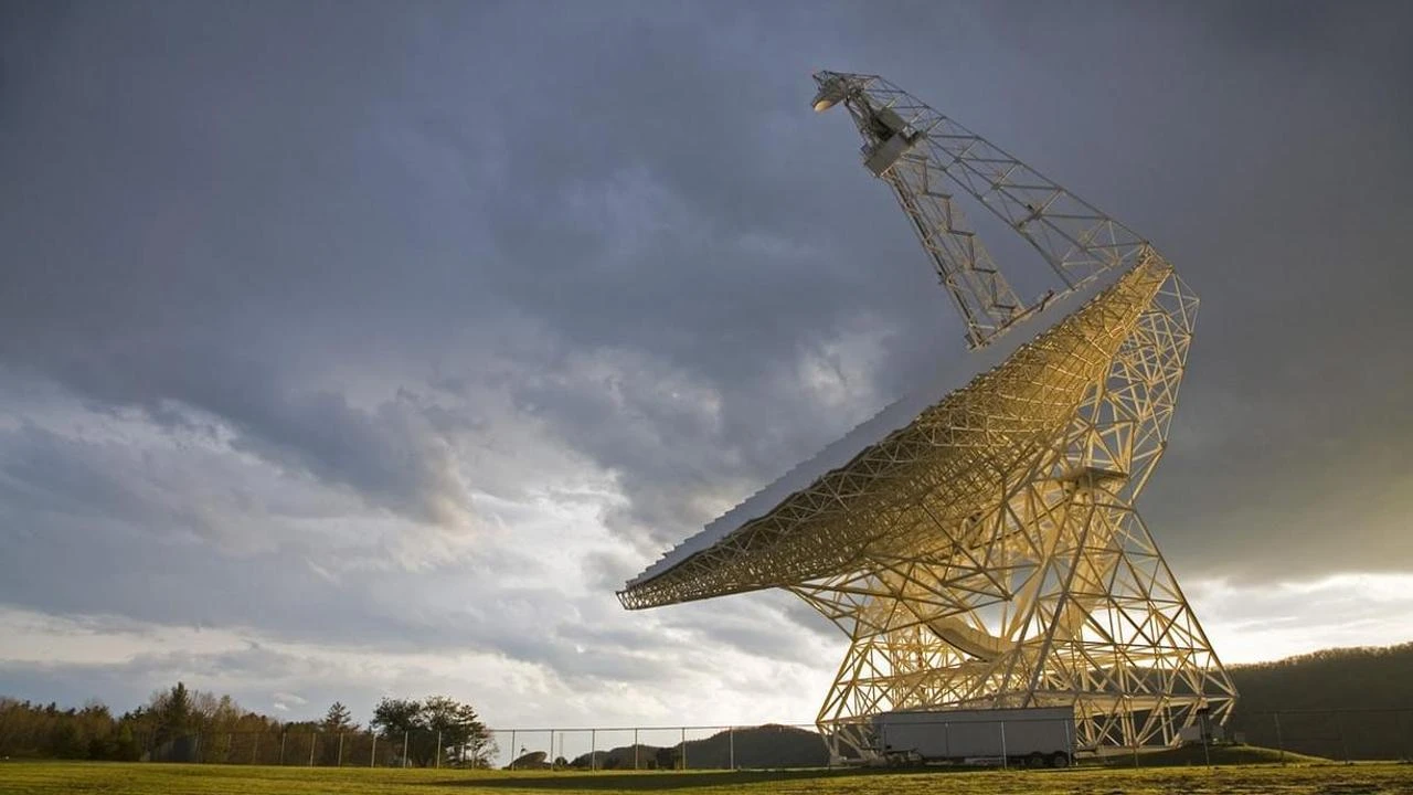 Scoperti 6 pianeti che danzano intorno alla loro stella