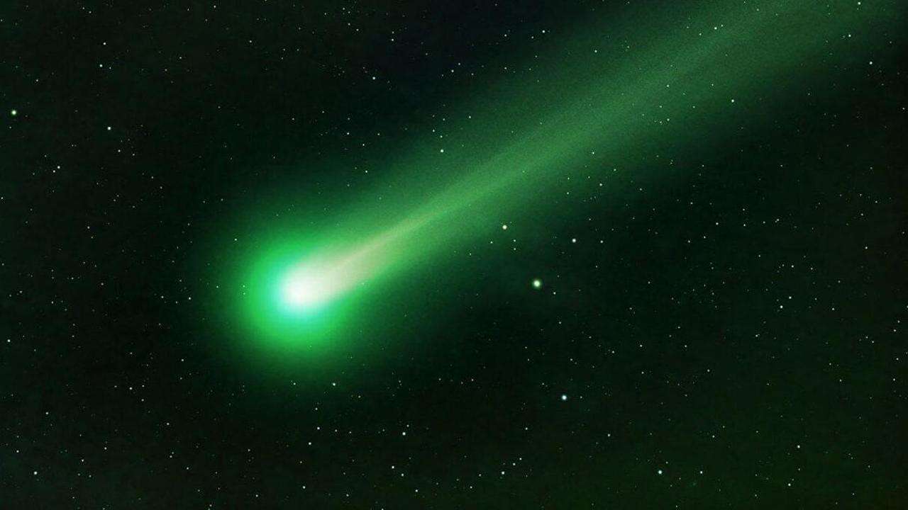 Naso in su da metà gennaio: la Cometa verde o di Neanderthal torna dopo 50 mila anni, ecco come e quando vederla