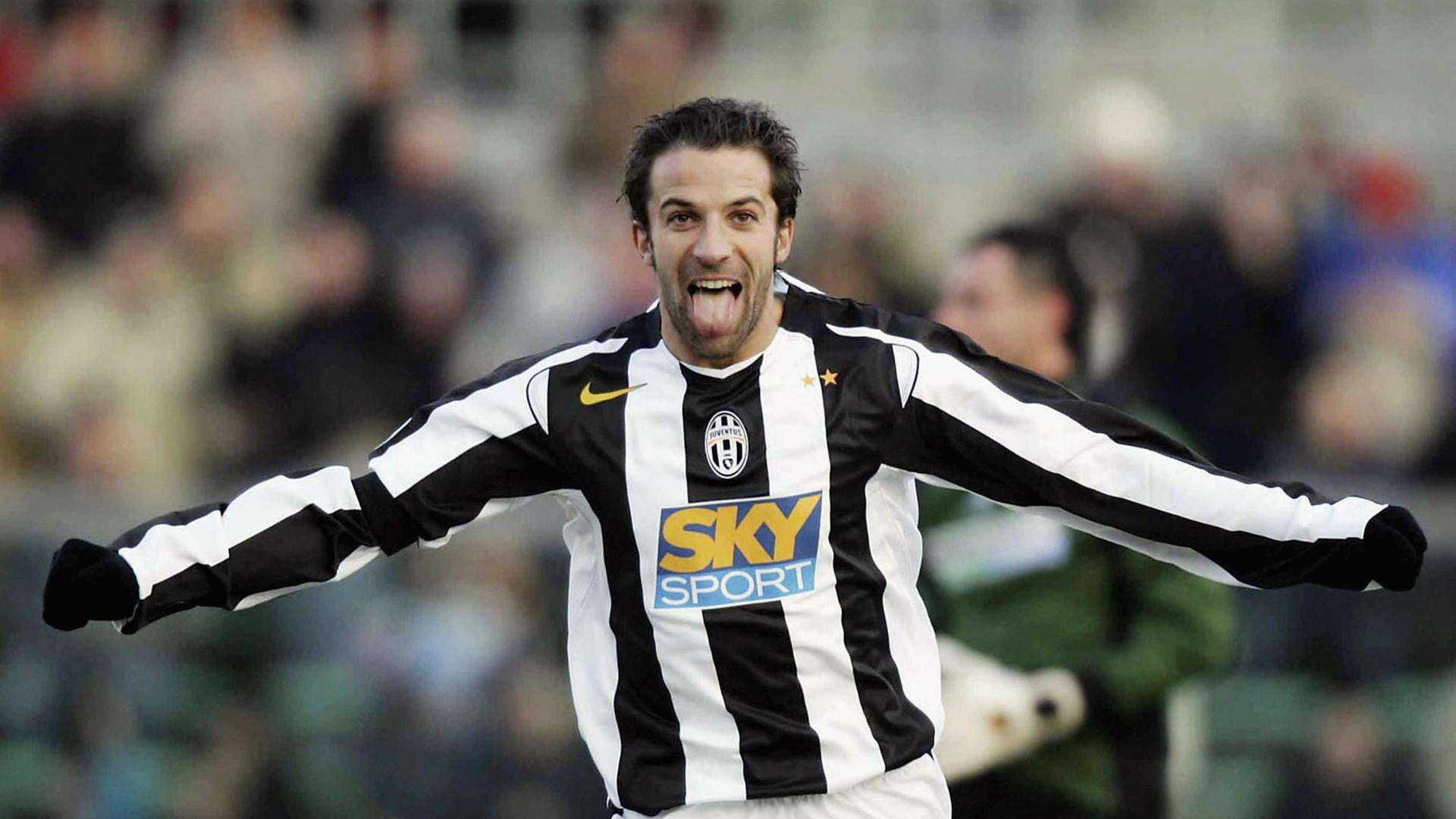 Del Piero, i 50 anni e il dialogo con Buffa: “Non sporcherò mai con nulla il mio legame con la Juve”