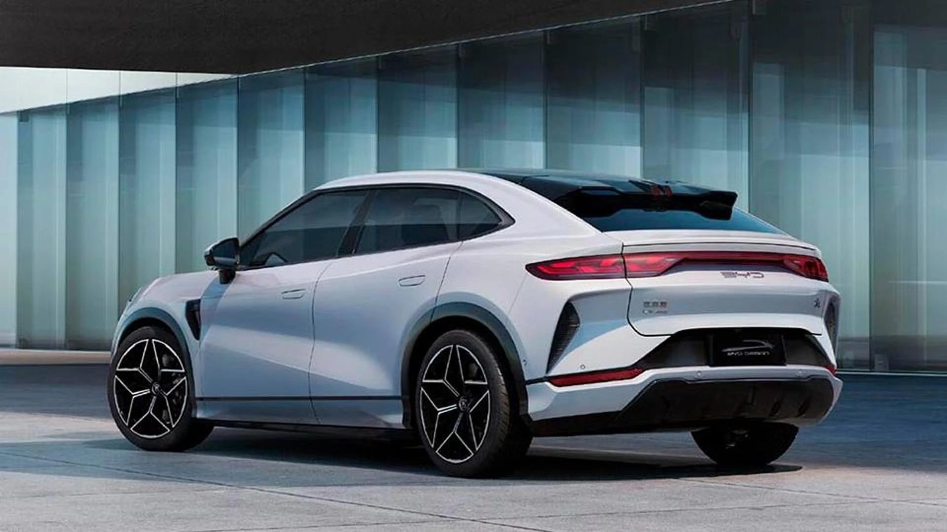Assalto Byd al mercato: arriva “CASI-NO Incentivi Statali”