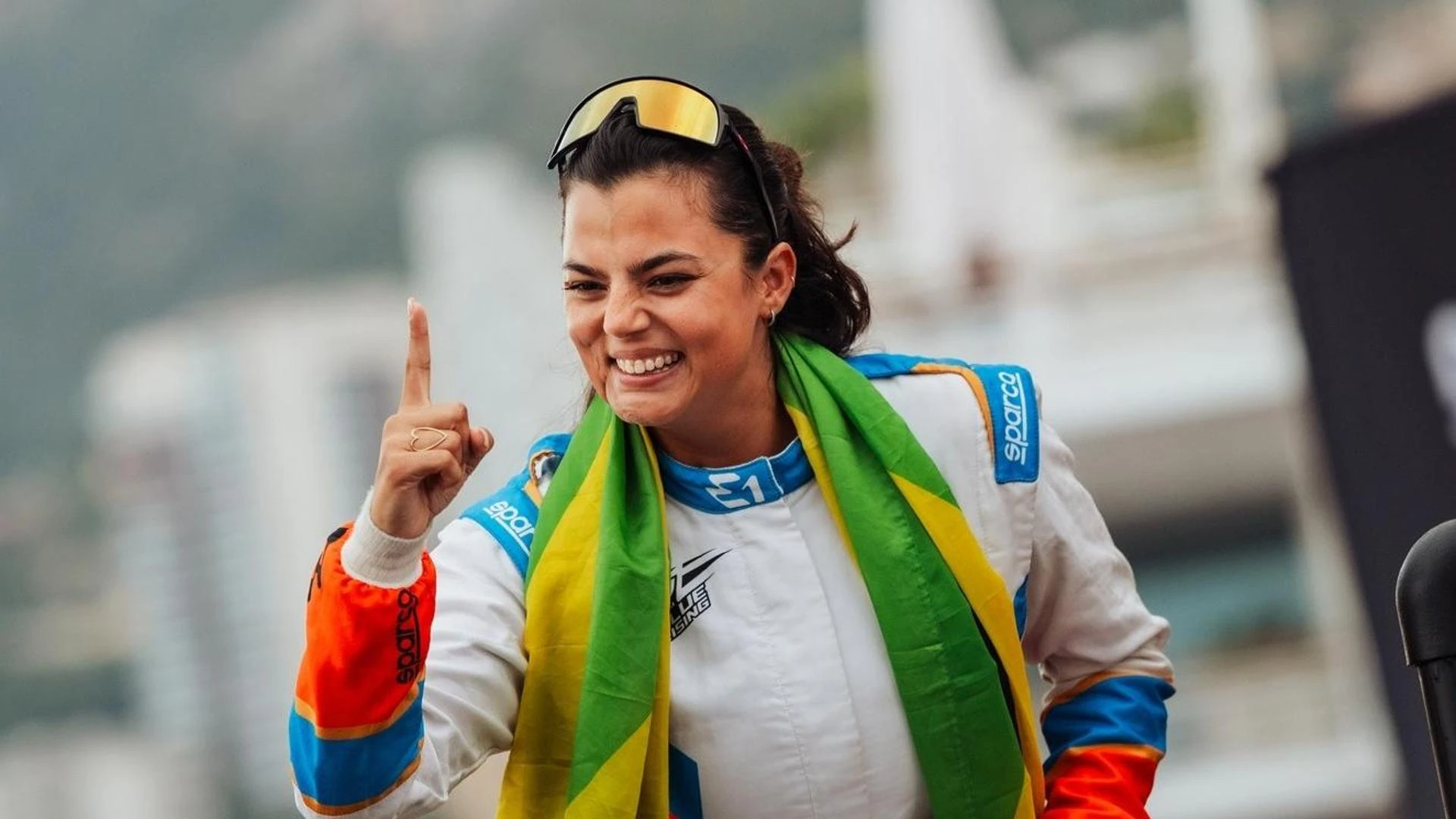 E1, l’italiana sul podio che non può sventolare anche il tricolore