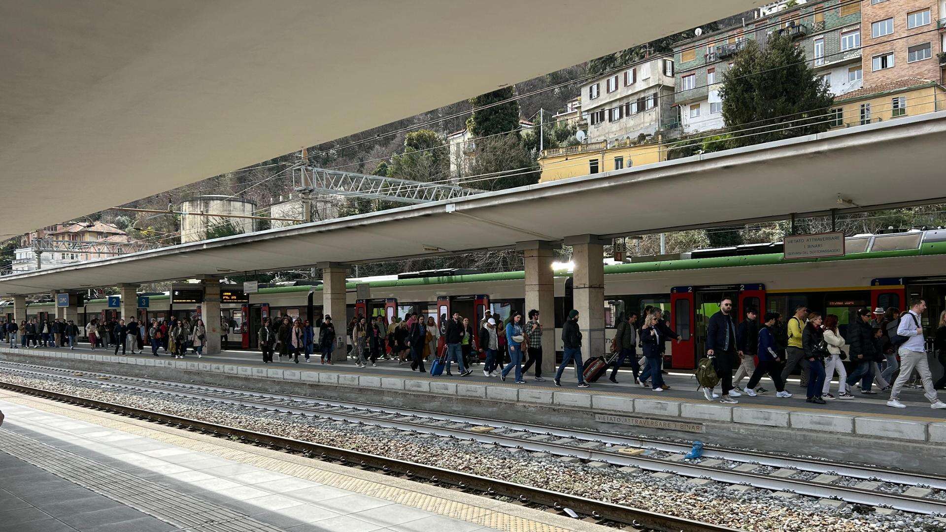 Rapina con coltello sul treno: arrestati due quindicenni