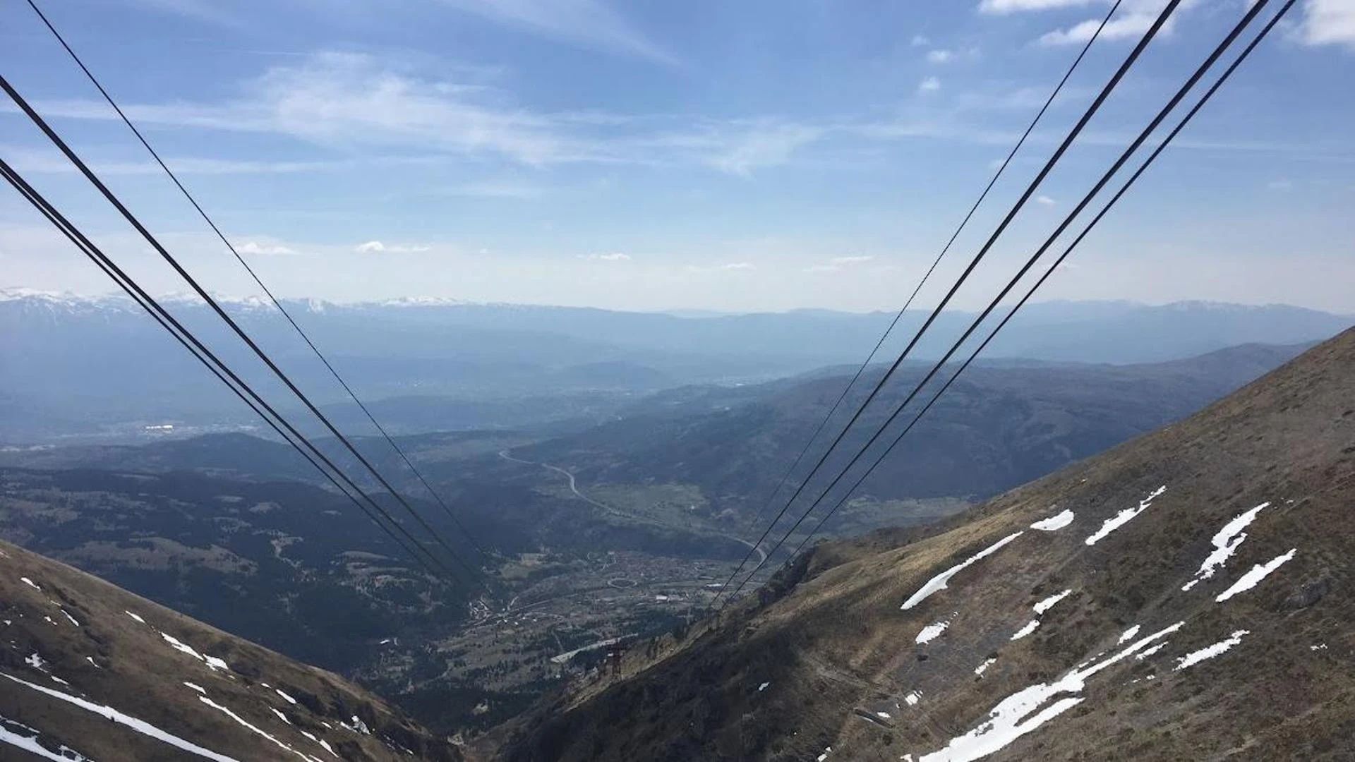 Chiuso di notte il traforo del Gran Sasso, ecco le strade alternative