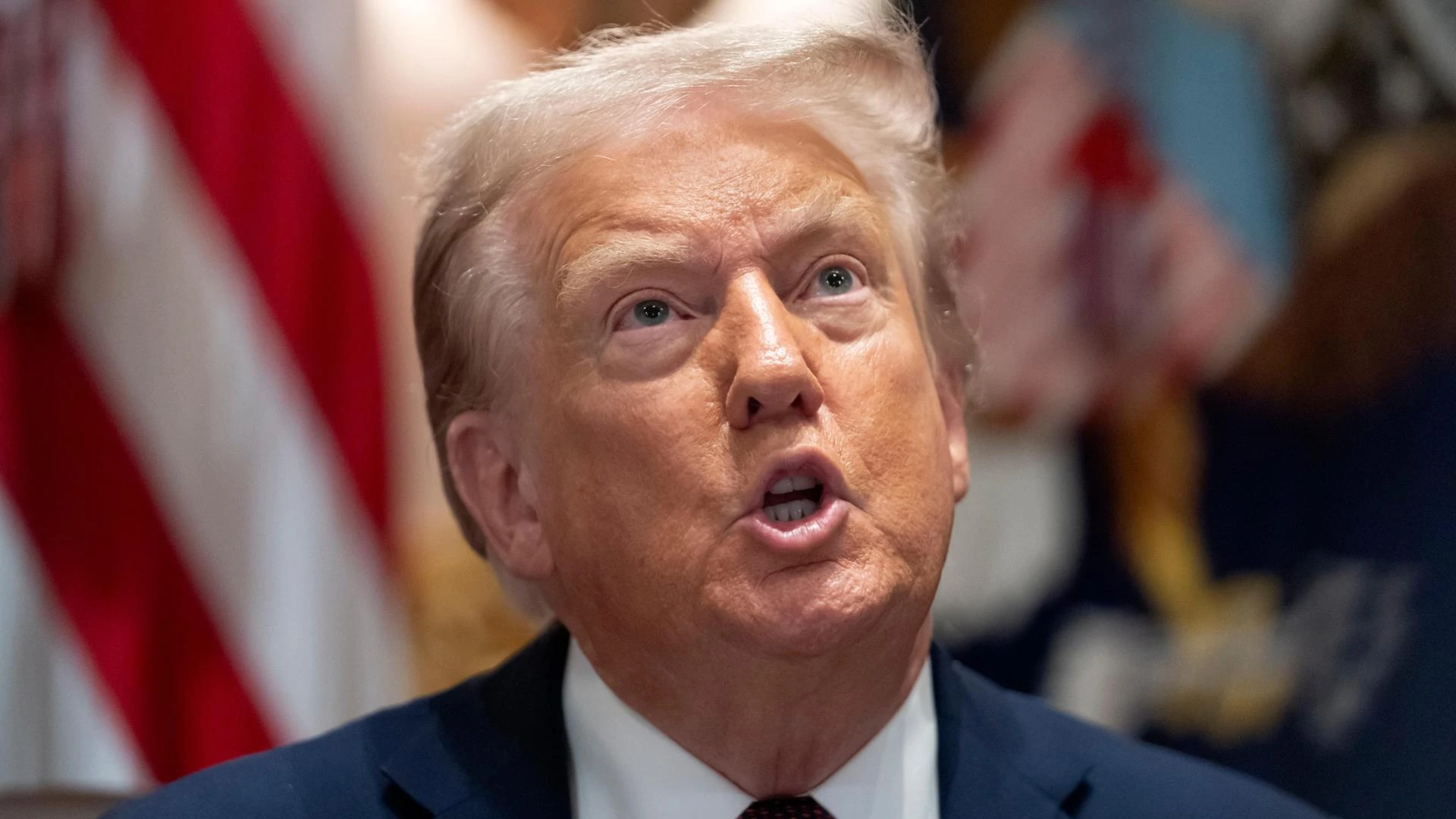 Trump sui vaccini anti-Covid: “Le aziende farmaceutiche devono giustificare il loro successo”