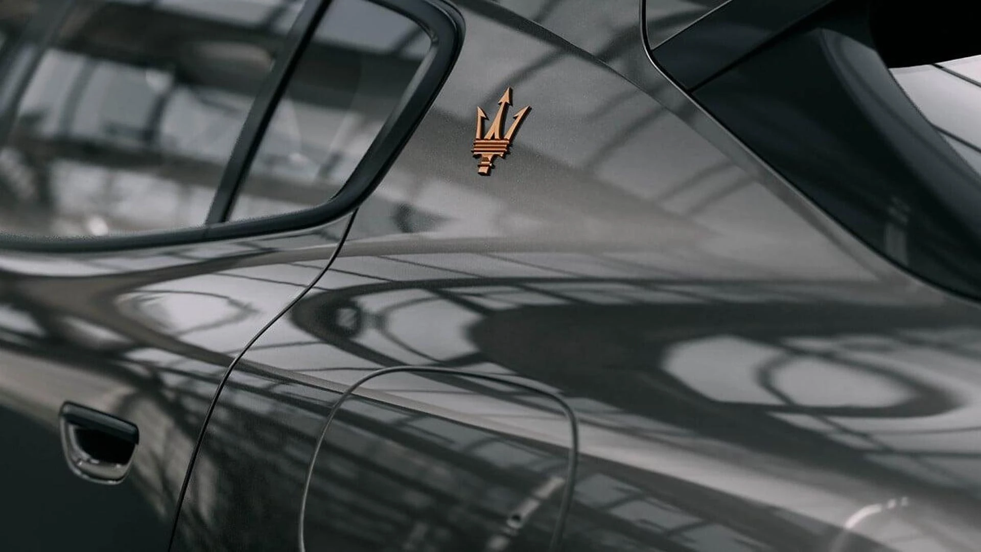 Maserati Grecale Folgore, l’elettricona cambia così