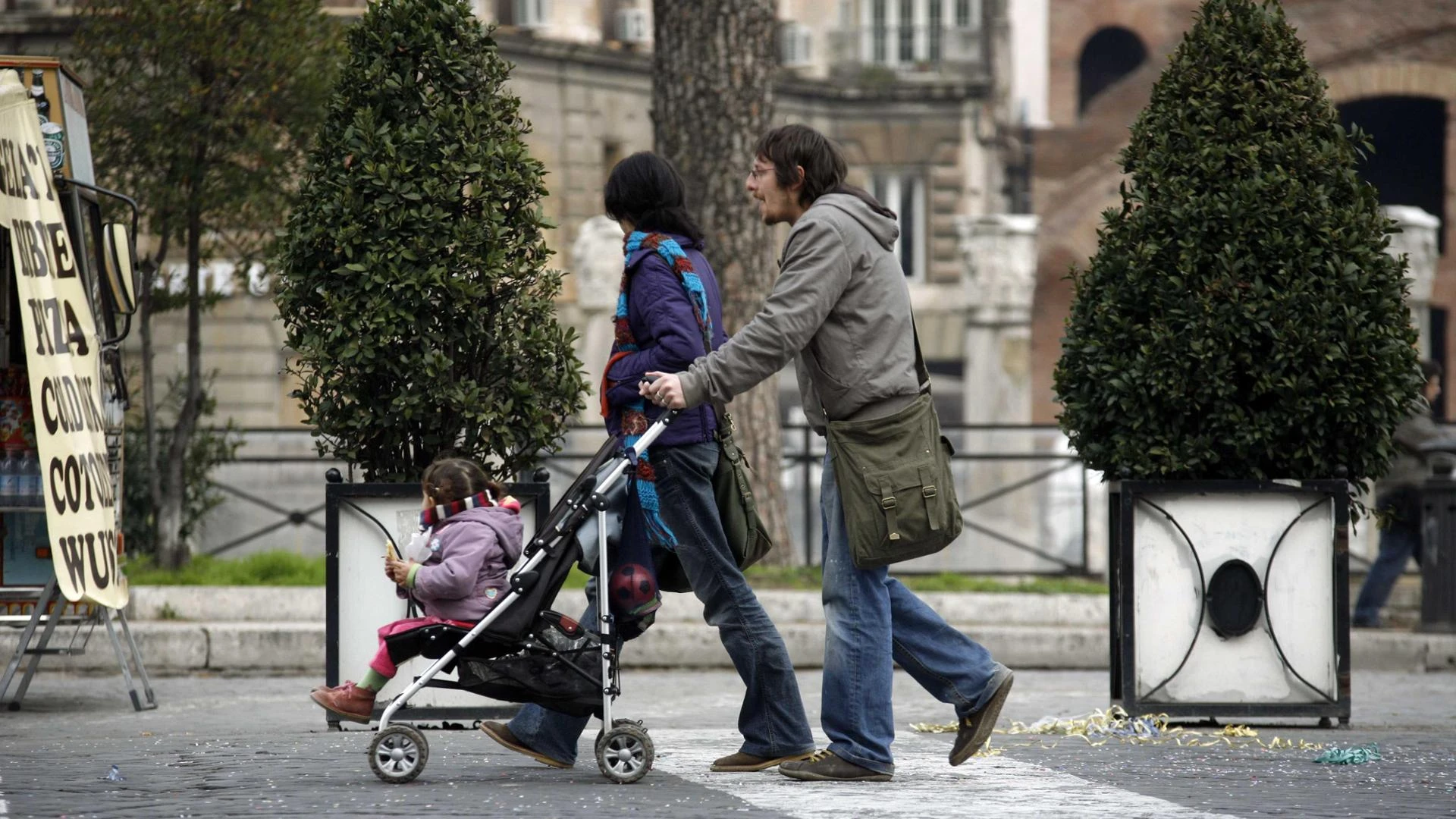 Manovra 2025: congedo parentale all’80%, tutte le novità per le famiglie