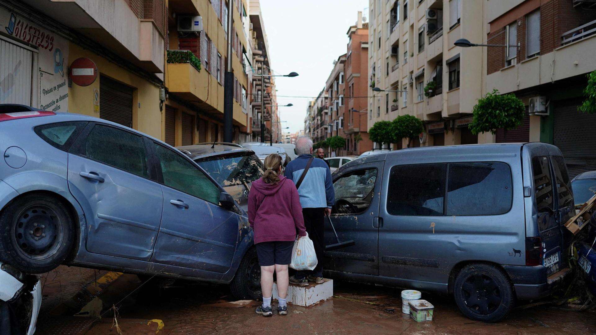 Alluvione in Spagna: almeno 95 morti a Valencia. Decine i dispersi. Polemiche sui ritardi dell'allerta