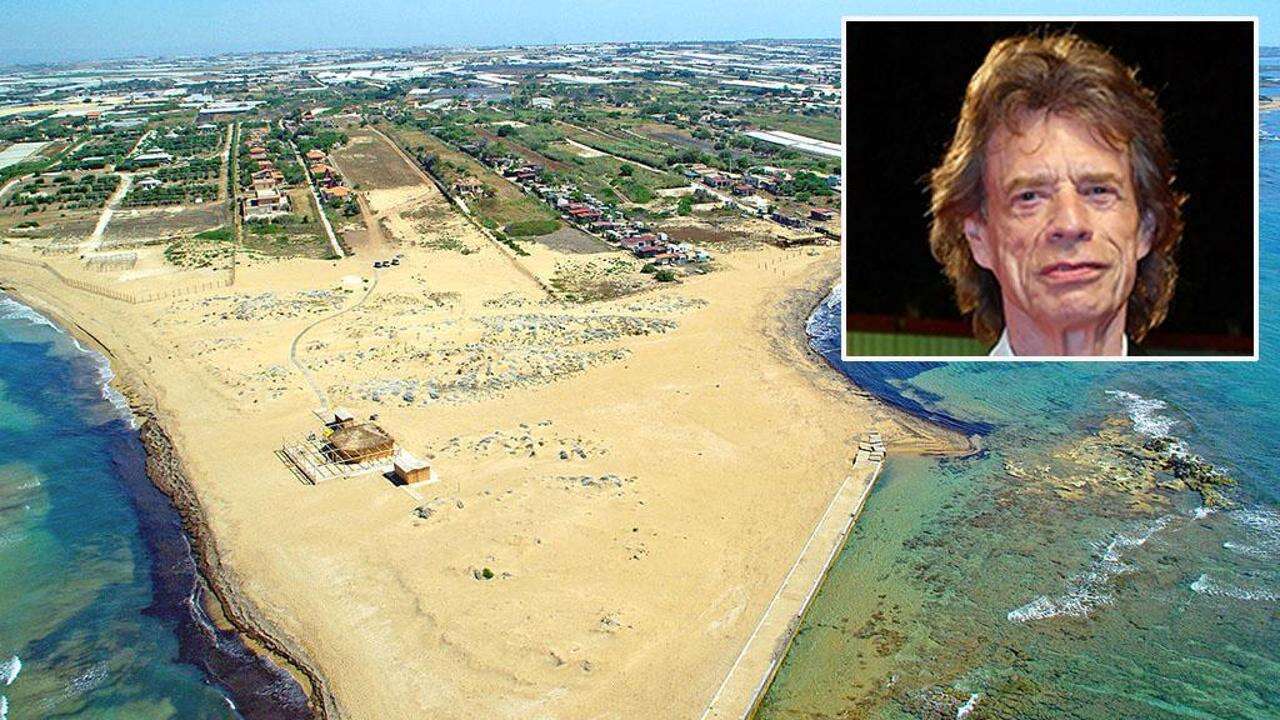 Per i suoi 80 anni Mick Jagger si regala una casa al mare in Sicilia: ecco dove