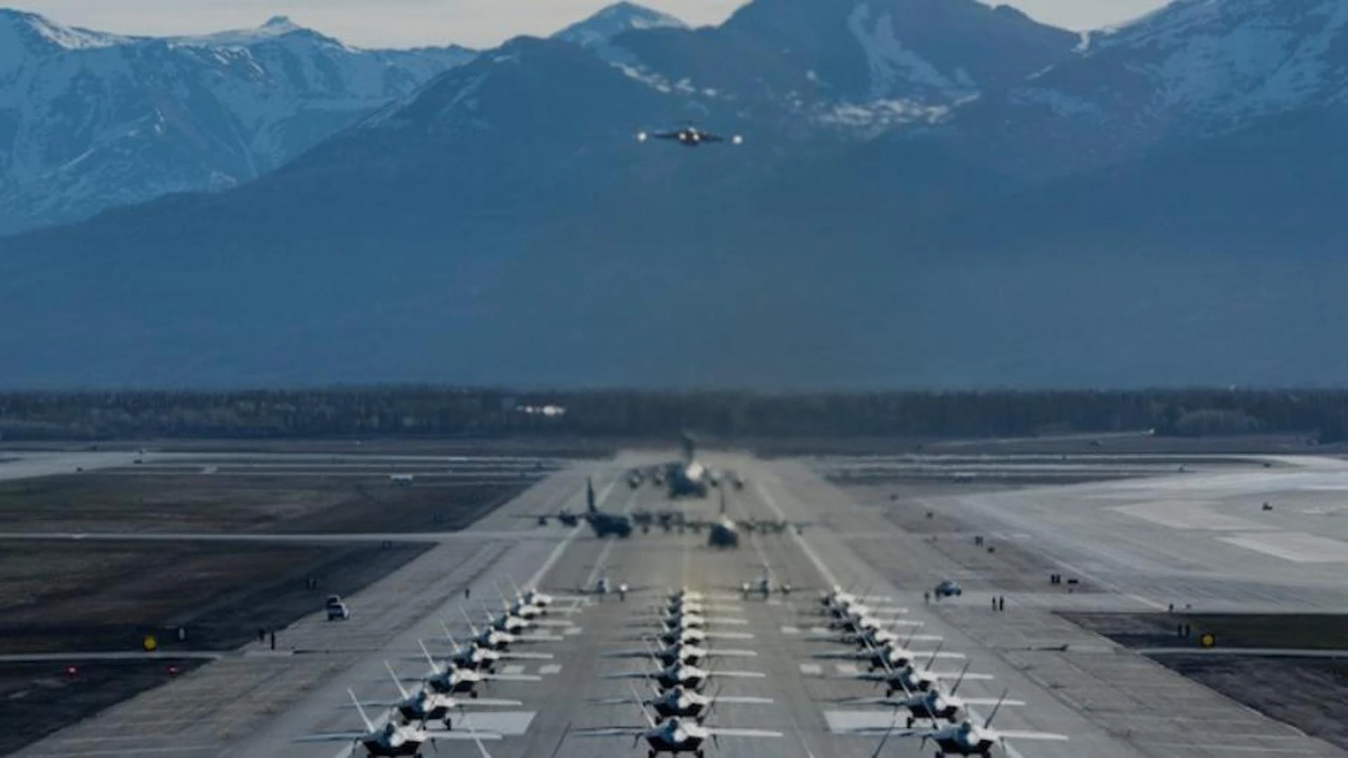 Tutti i segreti della Jber, la base militare in Alaska che ospita il vertice Trump-Putin