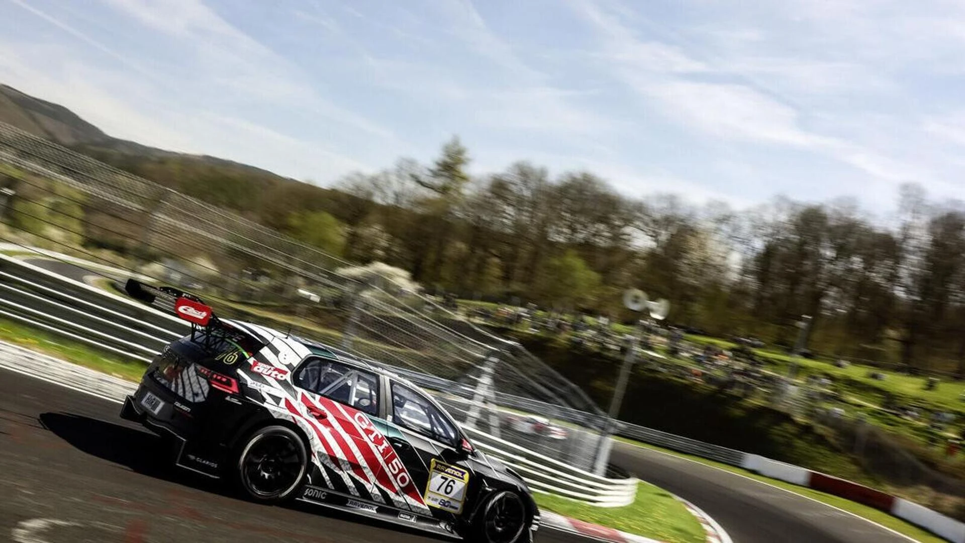 Debutta la ID. Polo GTI elettrica alla 24 Ore del Nürburgring