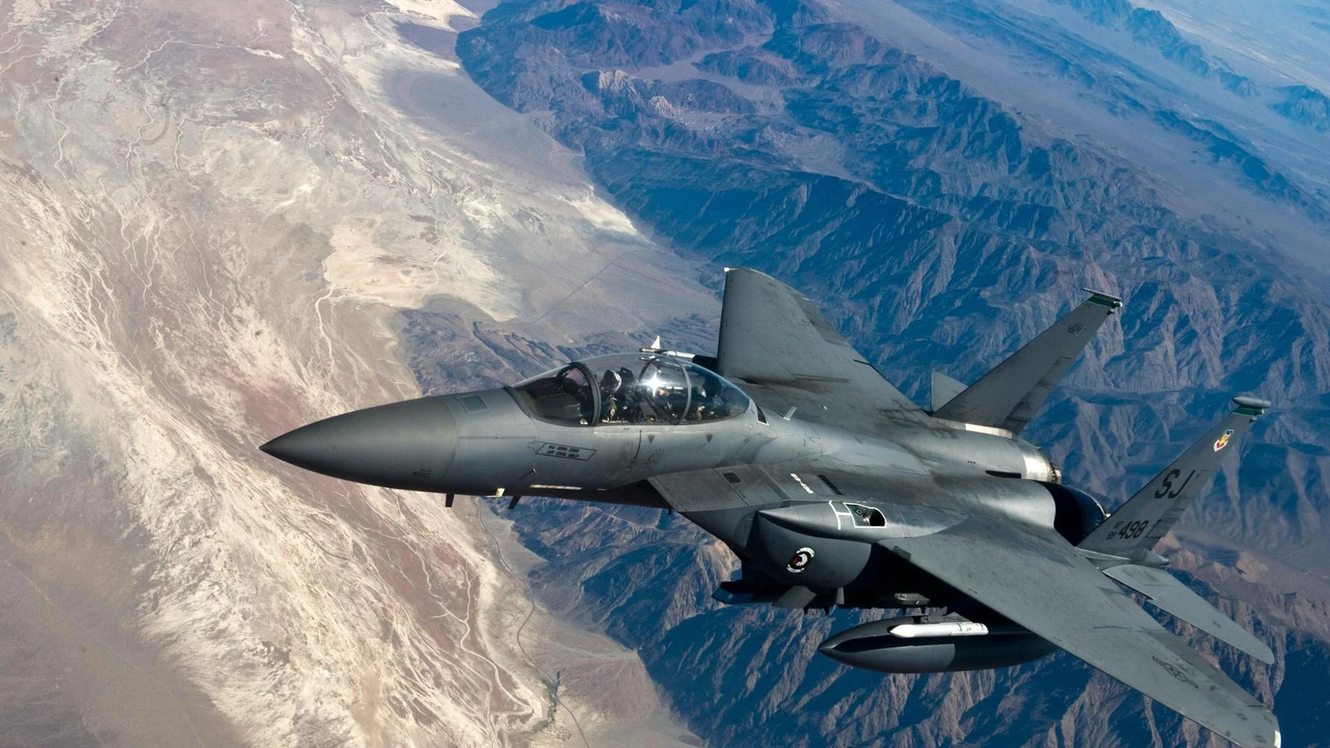 Us Air Force, congedo forzoso i transgender