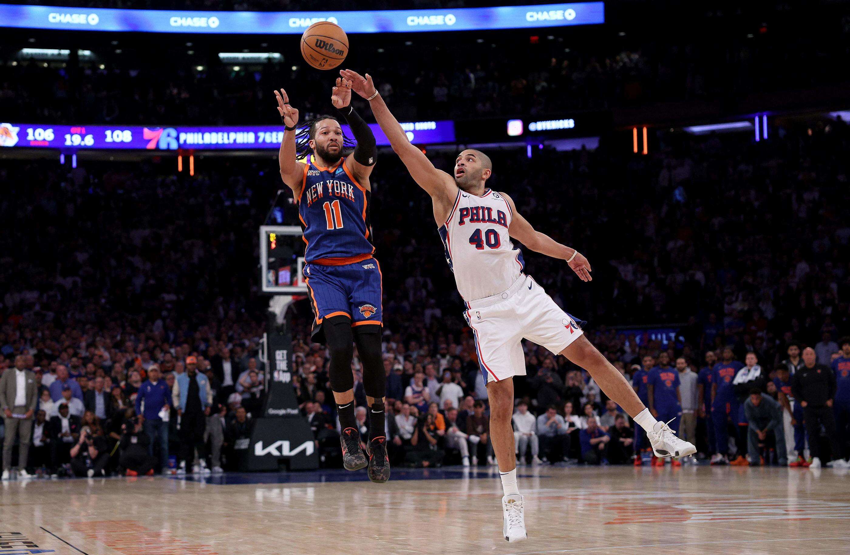 NBA : un incroyable contre de Nicolas Batum maintient les Sixers en vie