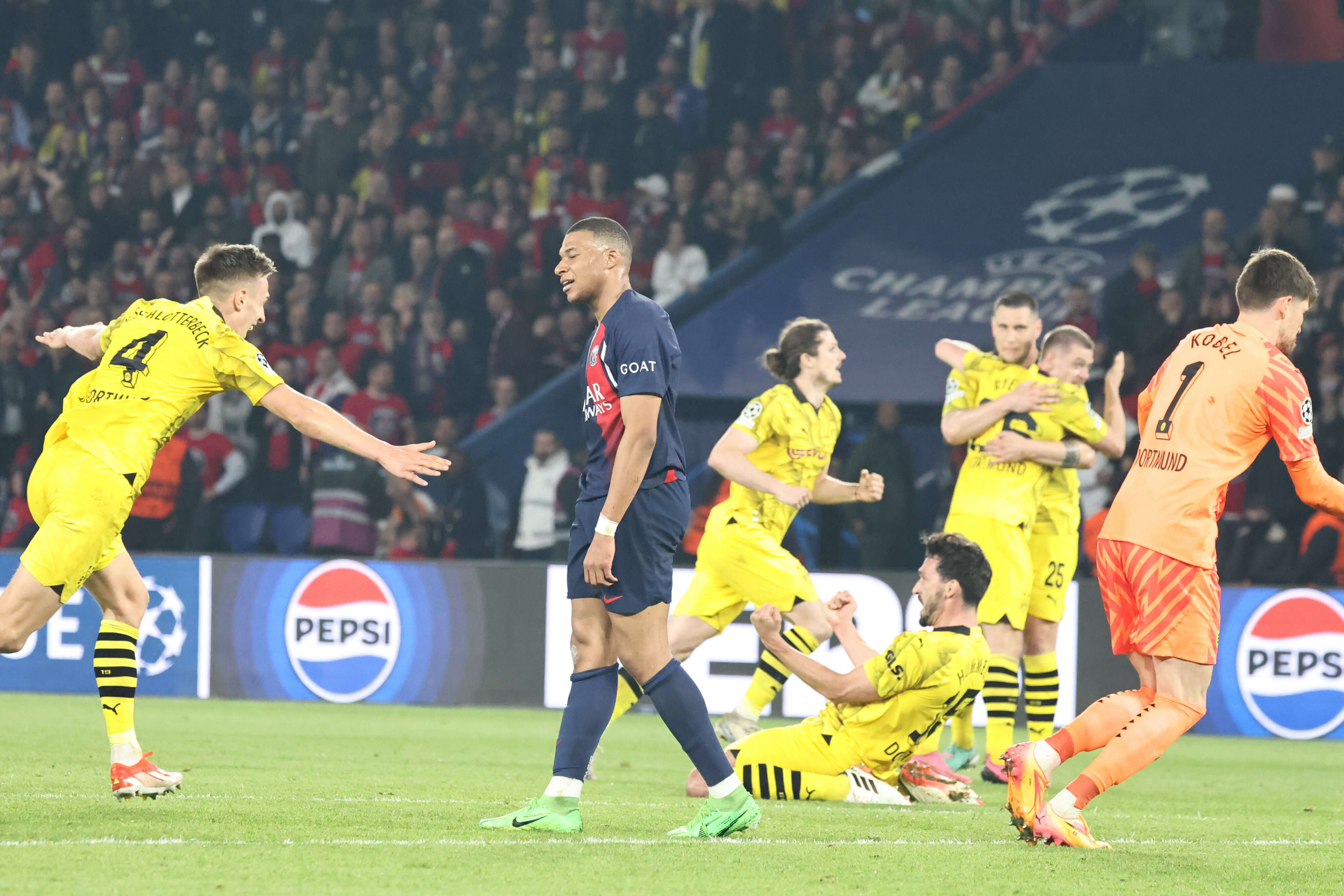 PSG-Dortmund (0-1) : « L’enjeu a pris le pas sur le jeu », regrette Olivier Echouafni après l’élimination des Parisiens