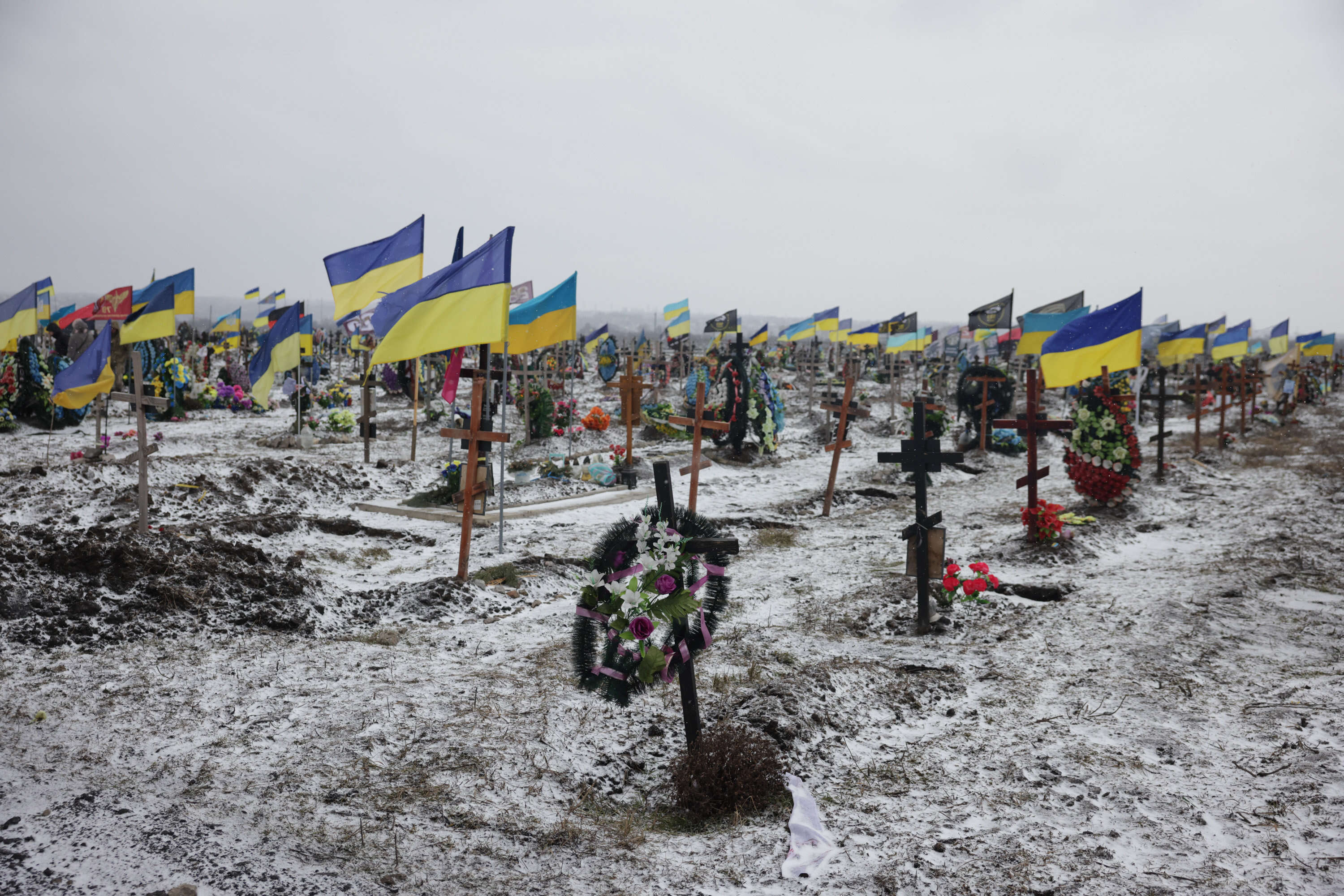 « Les meilleurs meurent » : deux soldats tombés amoureux et tués ensemble au front honnorés par l’Ukraine