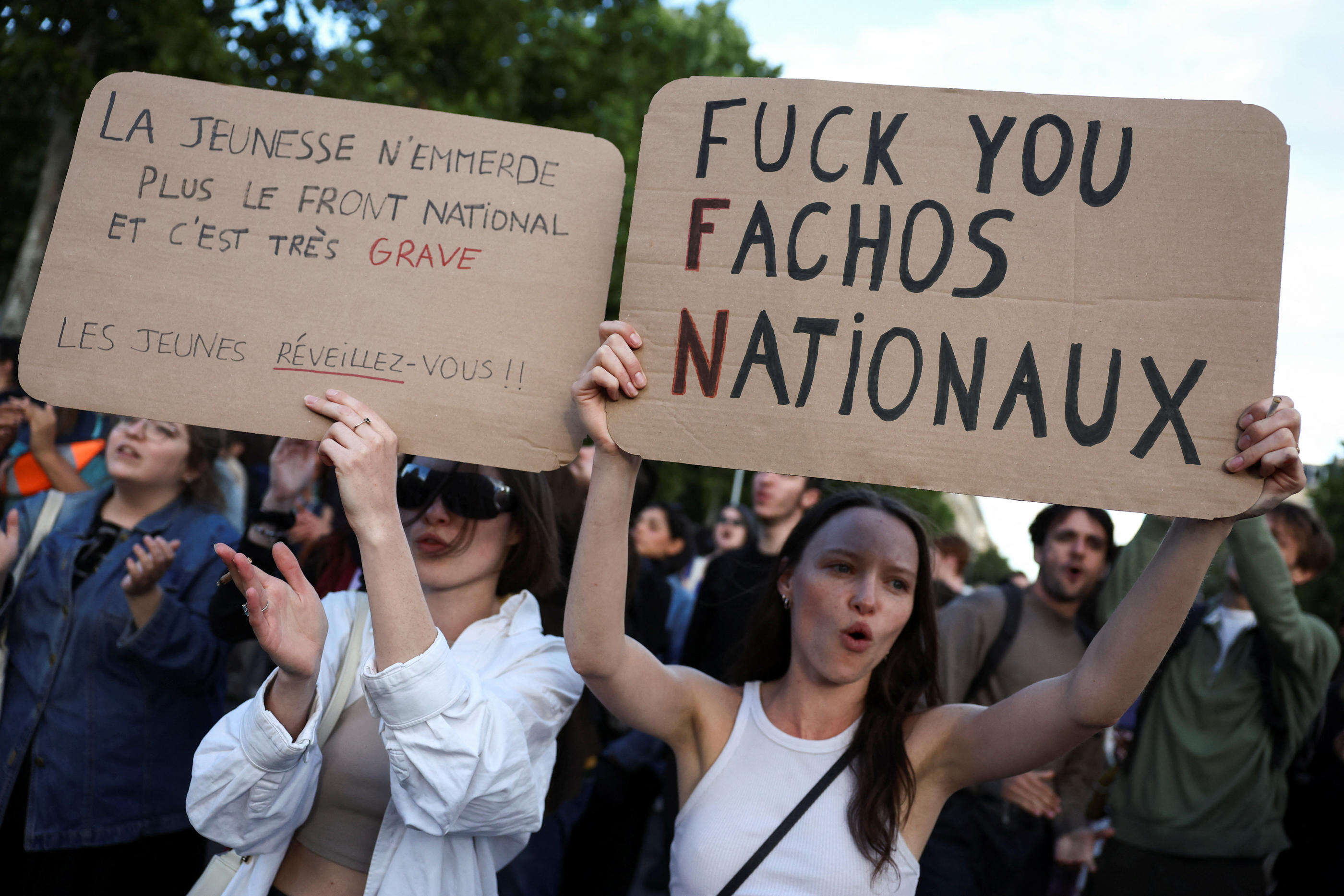 Paris : après les européennes, des mobilisations contre l’extrême droite à République et Henri-IV