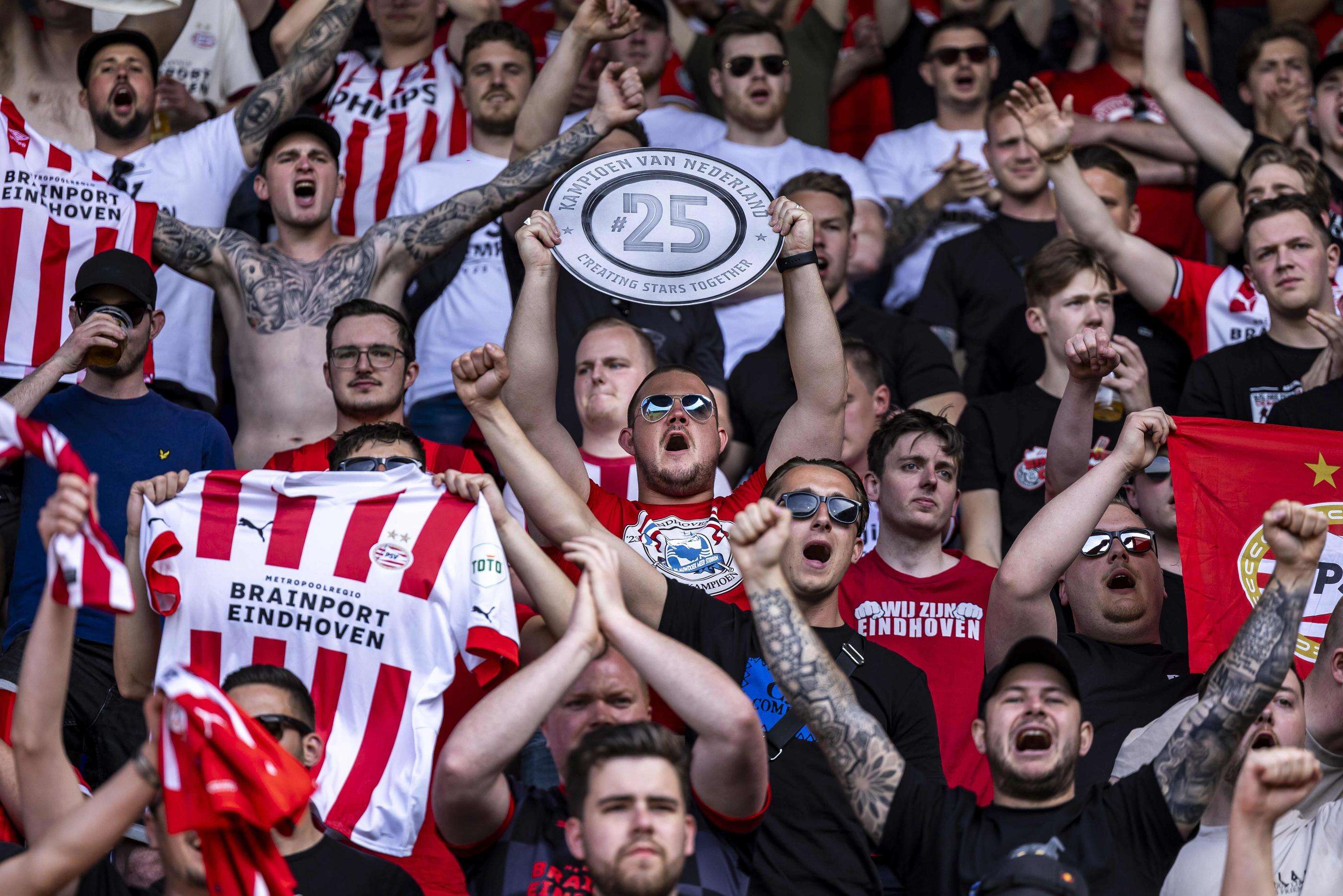 Ligue des champions : les supporters du PSV Eindhoven finalement autorisés à se rendre au Parc des Princes