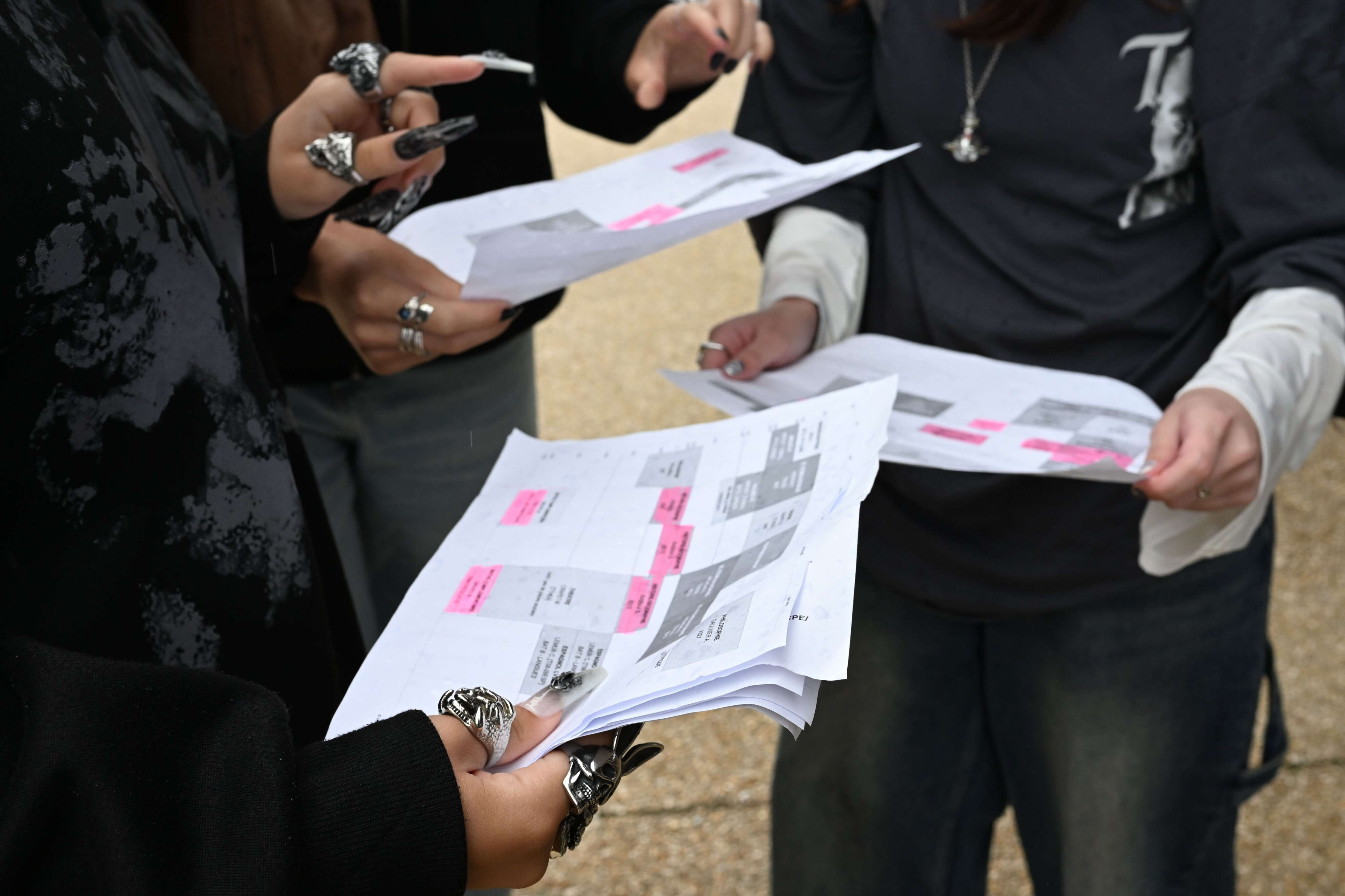 Pas de pause déjeuner, des cours à 7h30… Des lycéens de l’Essonne face à des emplois du temps délirants