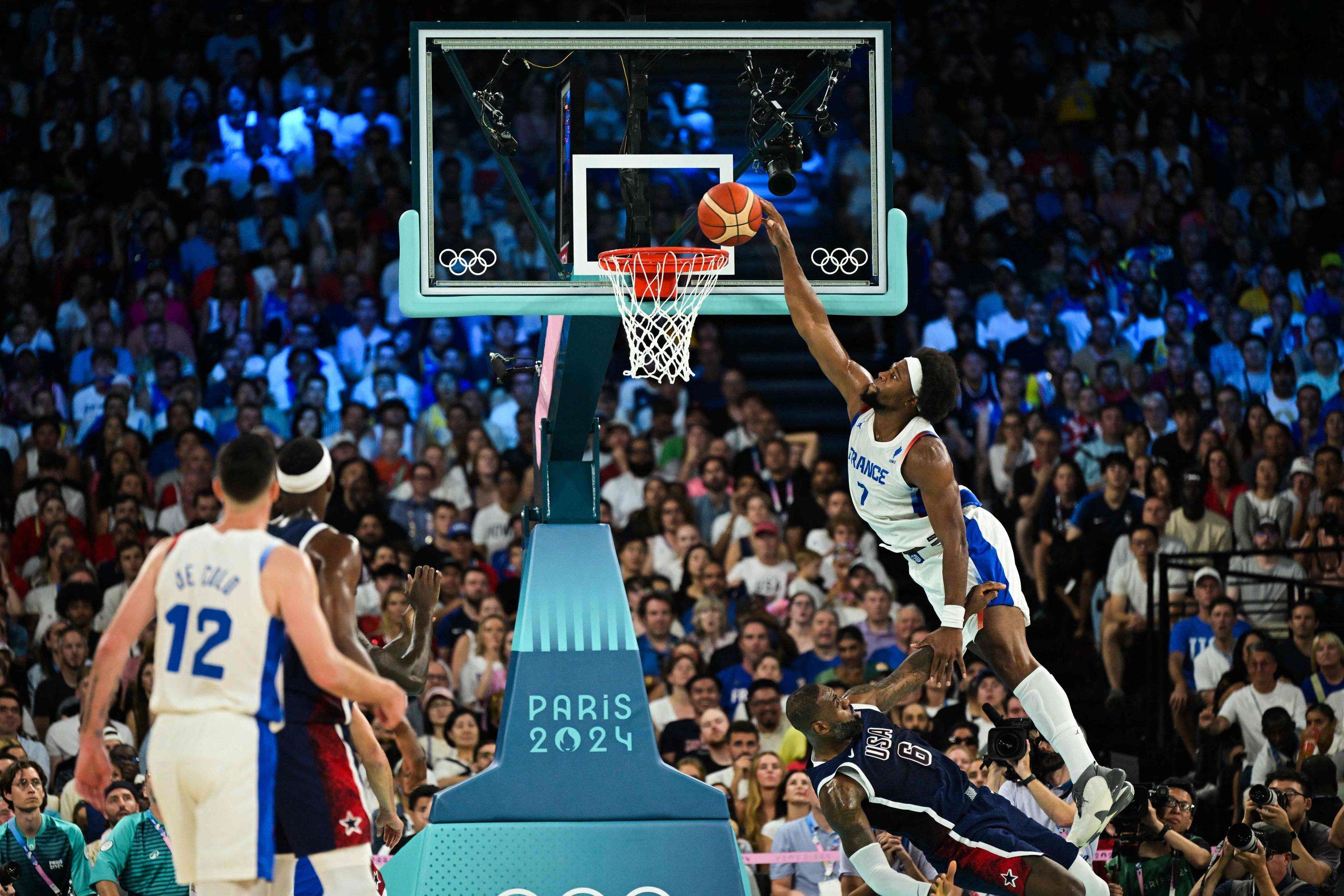 NBA : le Français Guerschon Yabusele négocie avec les Sixers de Philadelphie après des JO réussis