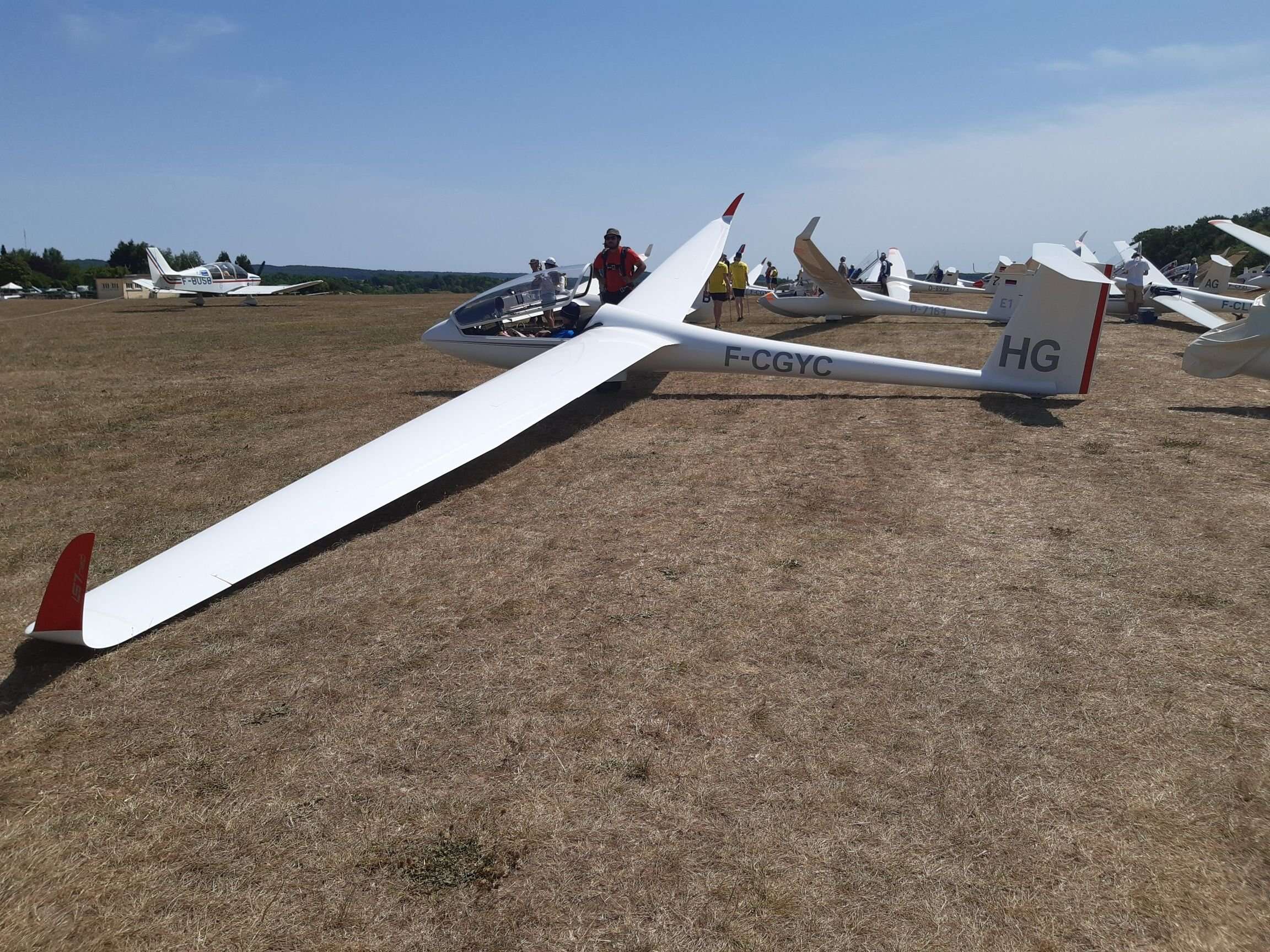 Val-d’Oise : des moyens importants déployés pour retrouver un pilote de planeur