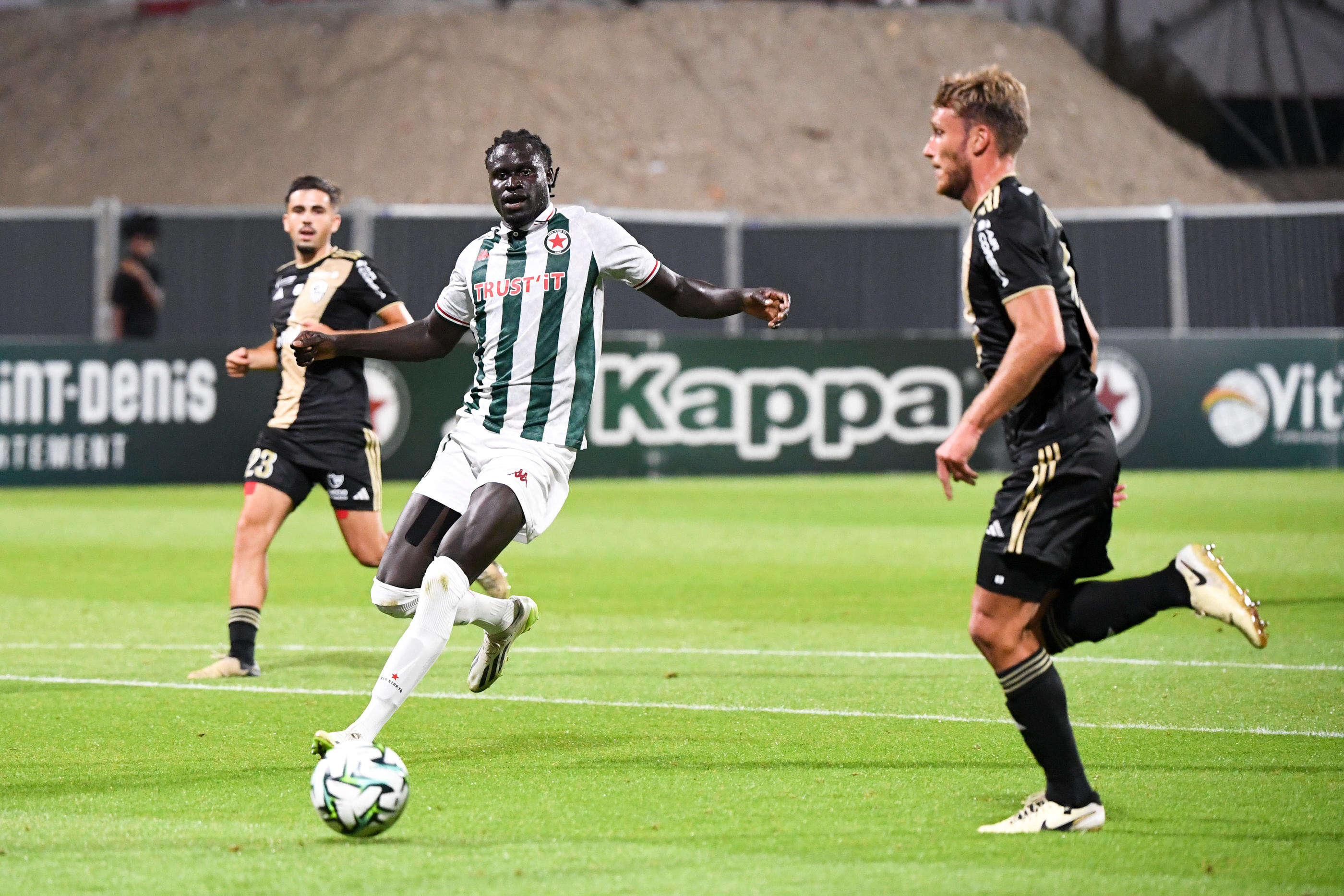 Guingamp-Red Star (3-4) : un match fou et une grosse performance pour les Audoniens