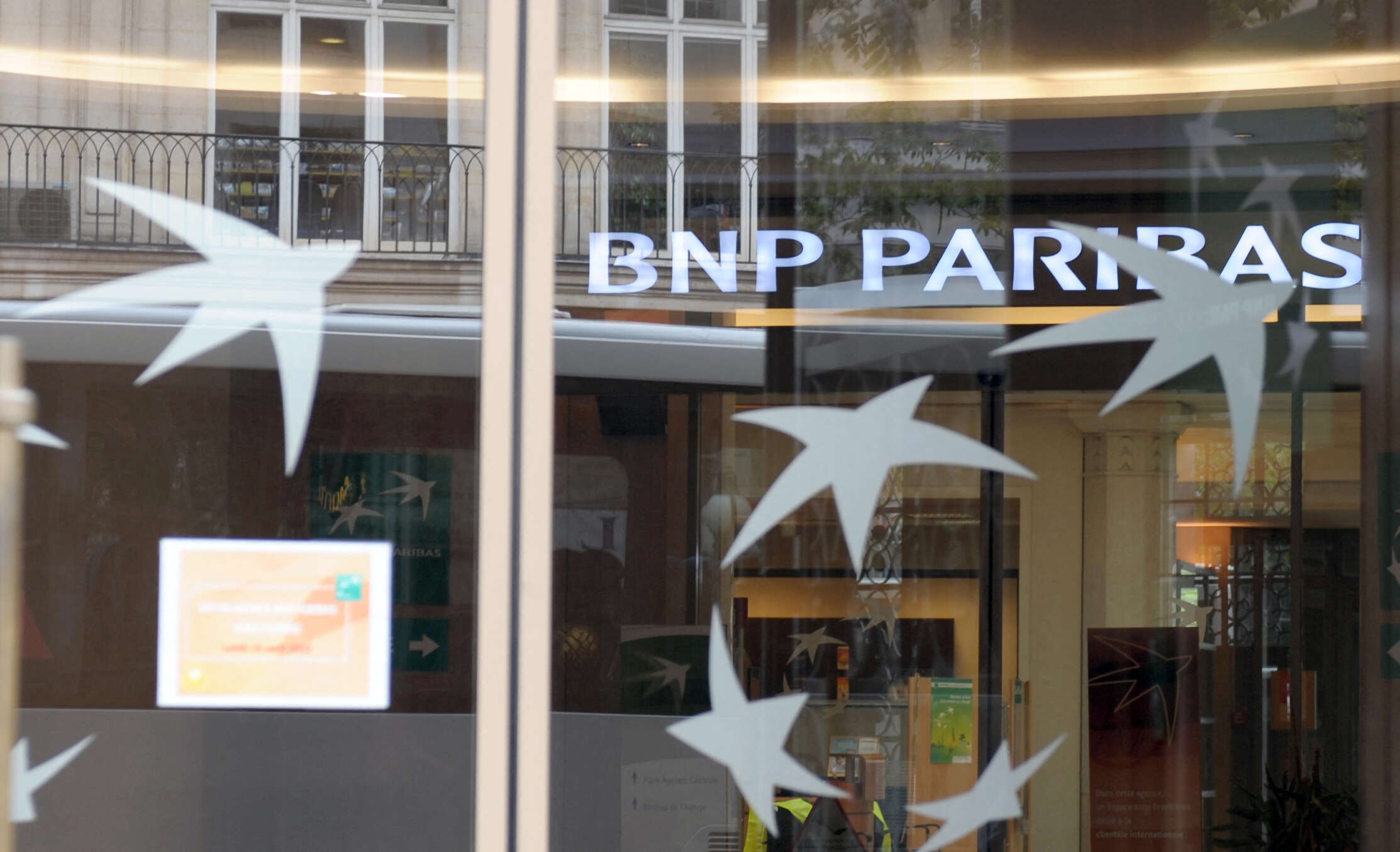 Royaume-Uni : BNP Paribas accusé d’avoir demandé de redistribuer aux hommes les bonus prévus pour les femmes