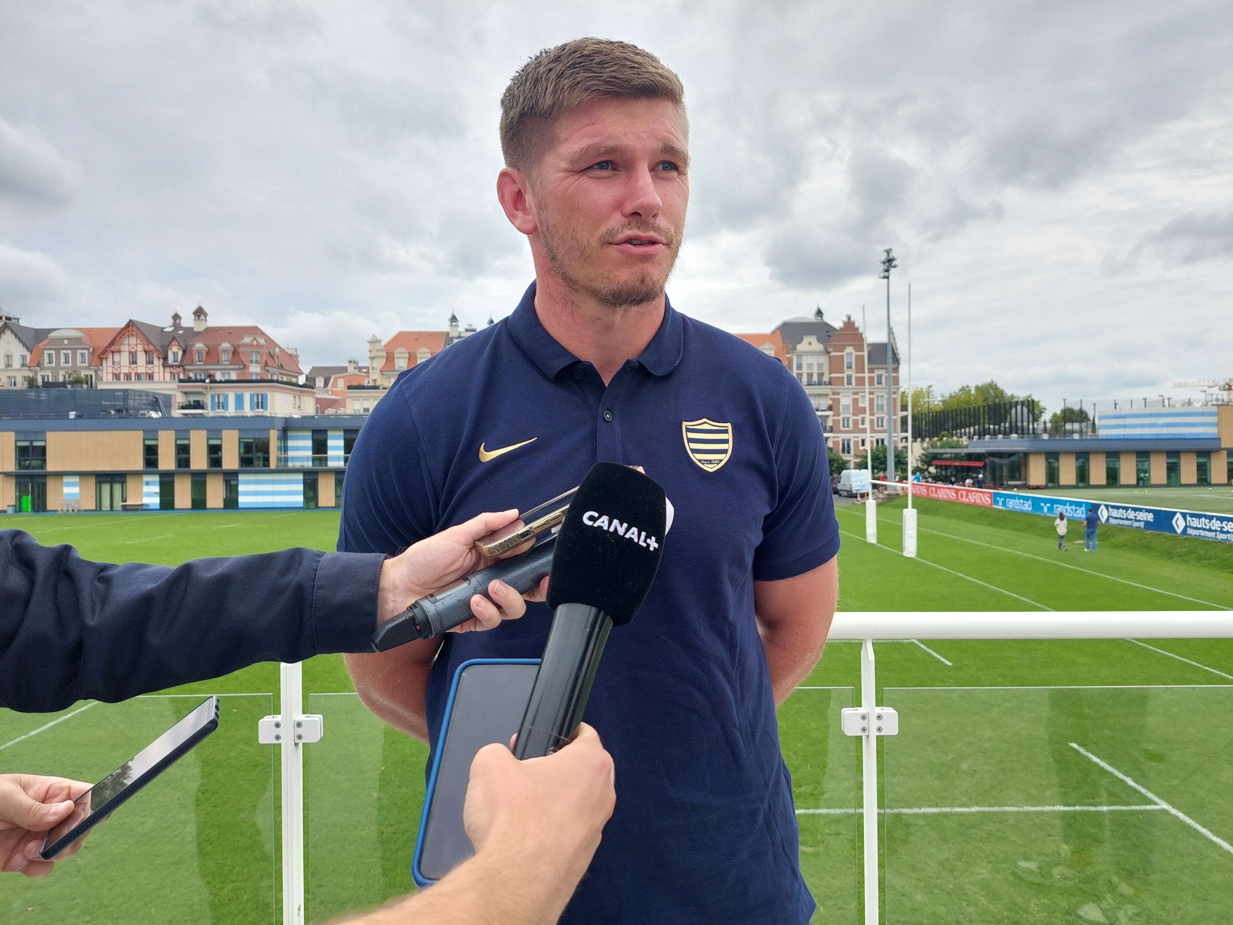 Au Racing, le nouveau défi d’Owen Farrell, recrue phare du Top 14 : « Je veux rester moi-même »