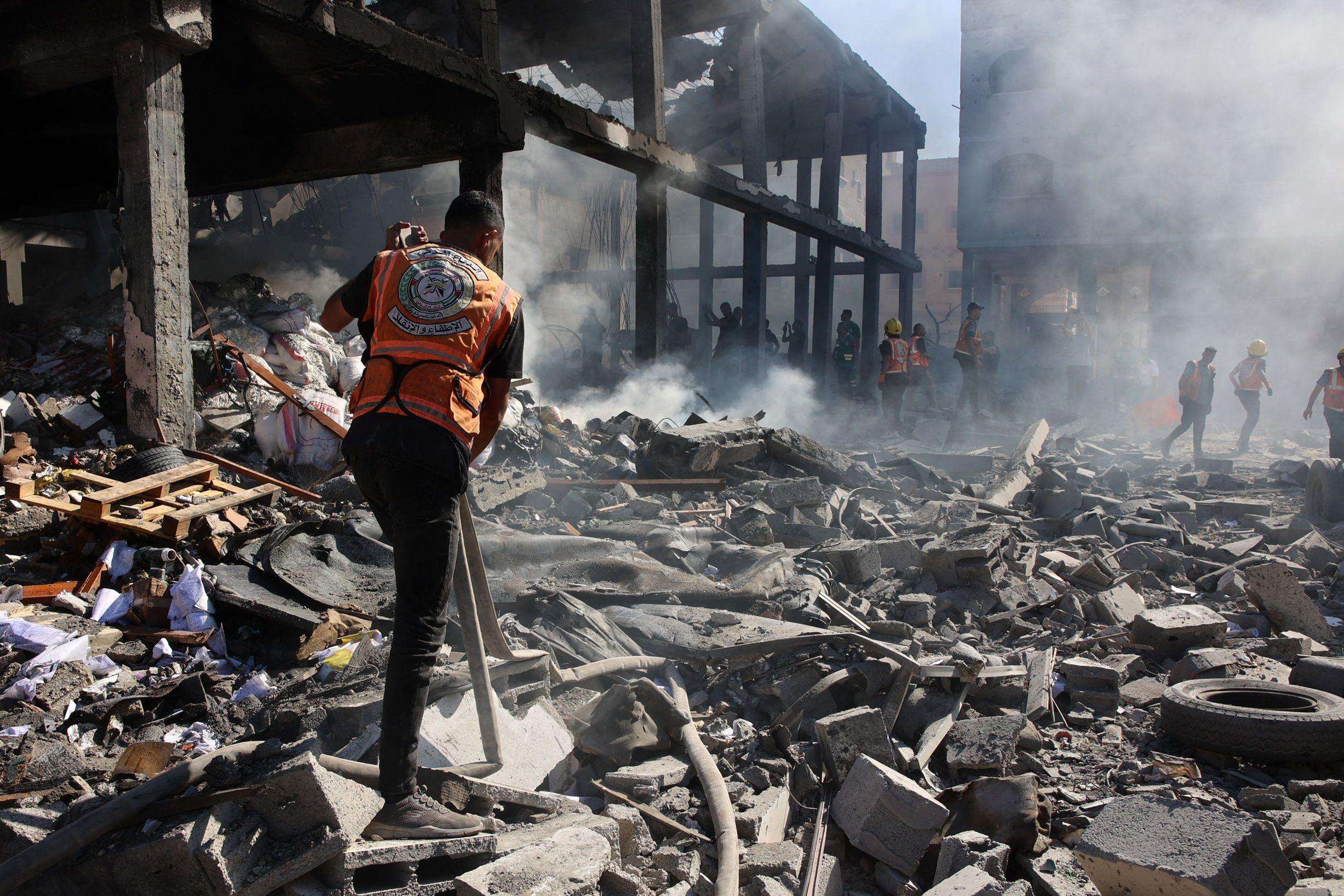 Guerre Israël-Hamas : les deux tiers des bâtiments à Gaza détruits ou endommagés, selon l’ONU