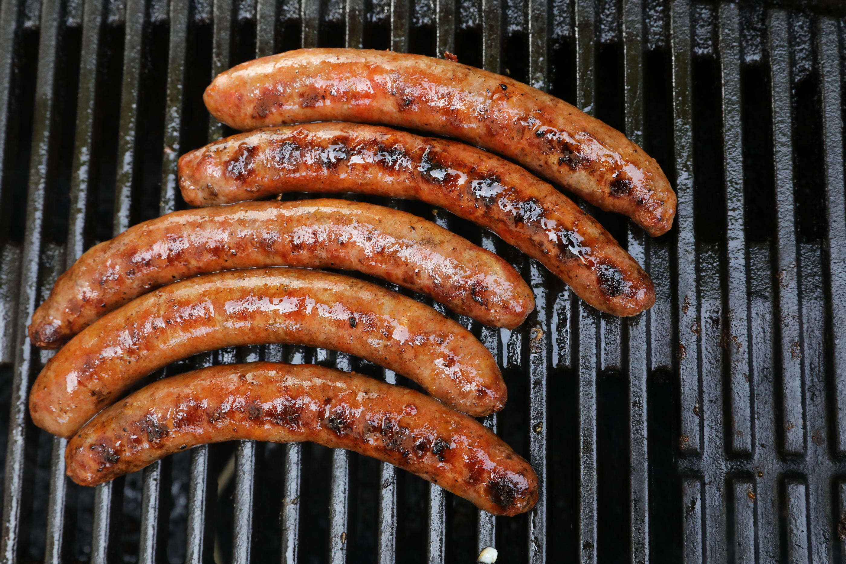 Essonne : il mange une merguez contenant un fil de fer et doit se faire opérer d’urgence