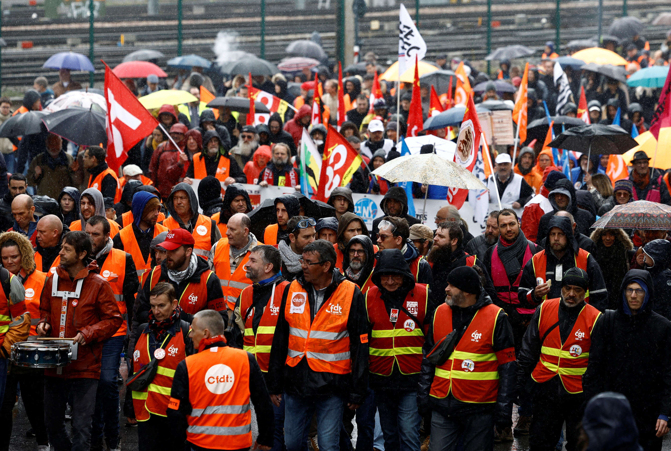 Fonction publique : les syndicats appellent à une journée de grève le 5 décembre