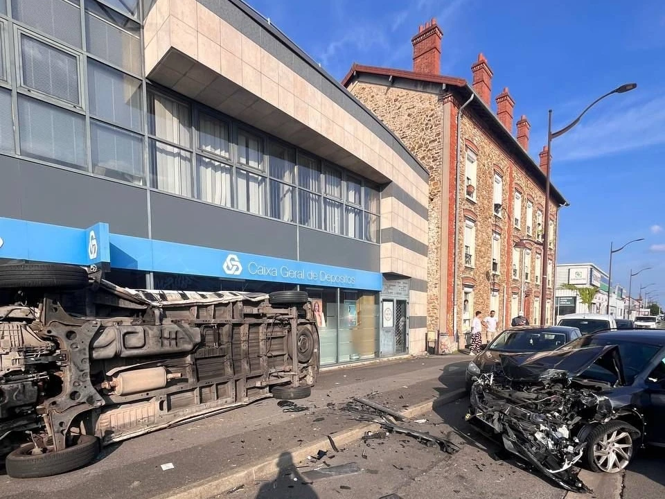 Après un refus d’obtempérer à Créteil, la course-poursuite se termine par un accident à Juvisy